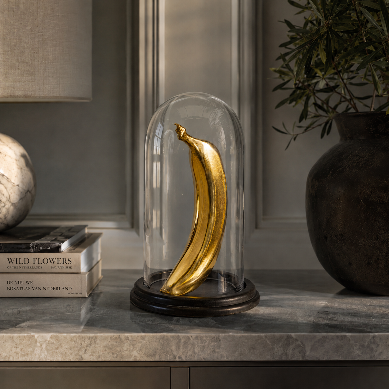 golden-banana-collectible-design-laurens-spier (2).png