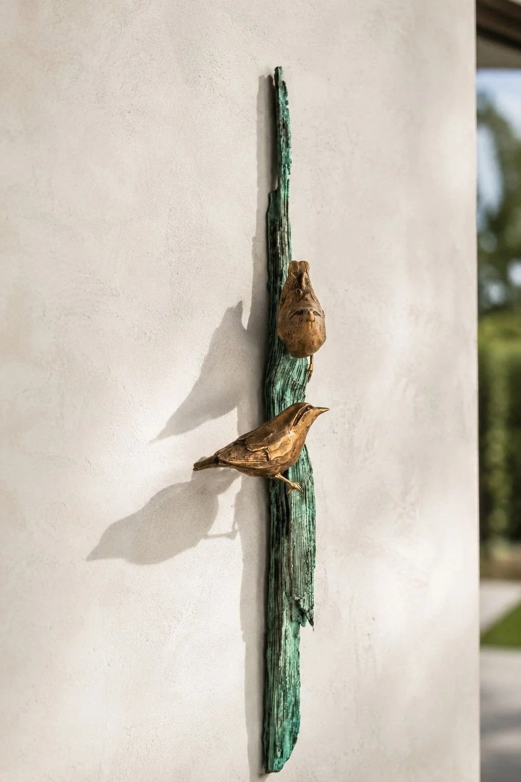 two-nuthatches-boomklevers-brons-bronze-wall-sculpture-laurens-spier-01+%289%29.jpg