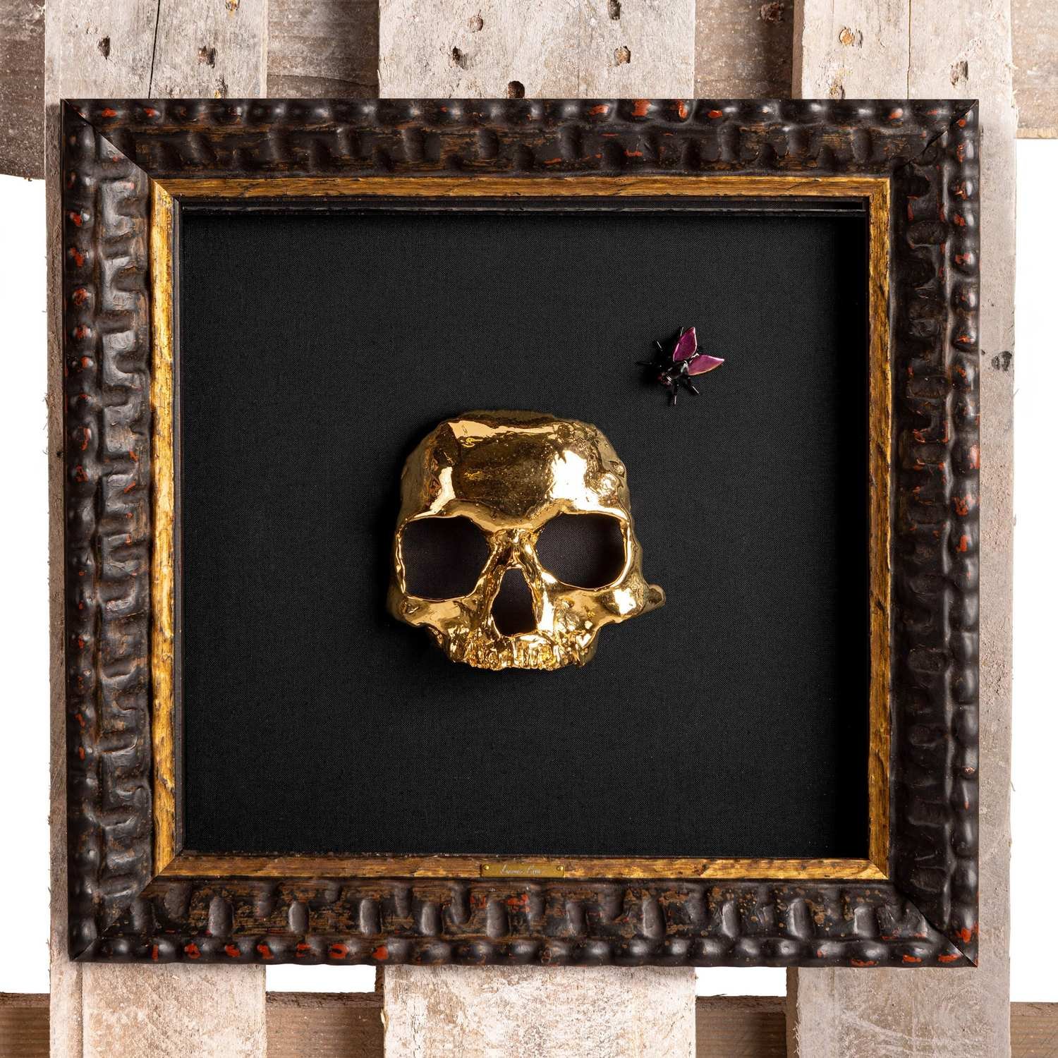 memento-mori-gilded-skull-wall-sculpture-laurens-spier (1).jpg