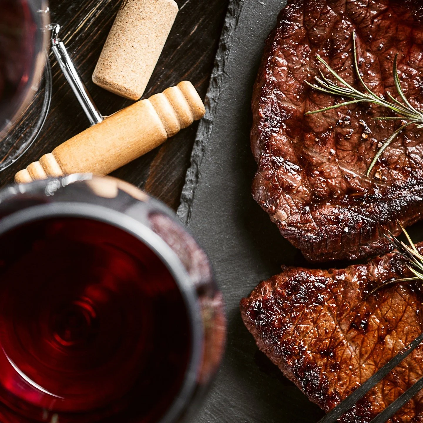 We’ve got your Thursday plans covered!π₯
Start early with our Set Menu until 5pm, or make it an evening out with 30% off the full à la carte menu from 5pm onwards.
Perfect for date night, mate night, or that spontaneous midweek get-toge