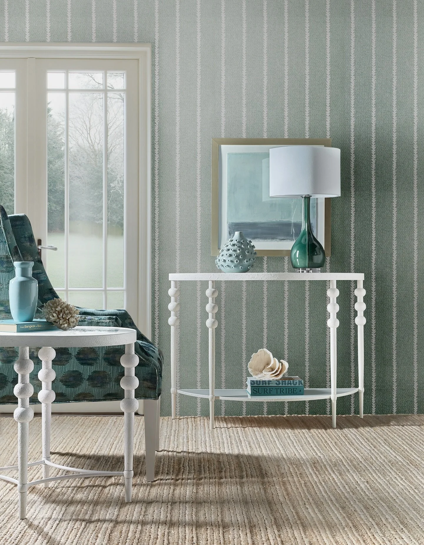 On the bright side&hellip; these Melange pieces really know how to work a curve. The Demilune and End Table bring a warm shimmer and a sculptural edge&mdash;proof that bold design doesn&rsquo;t have to shout.
#MelangeCollection #HookerFurniture #OnTh
