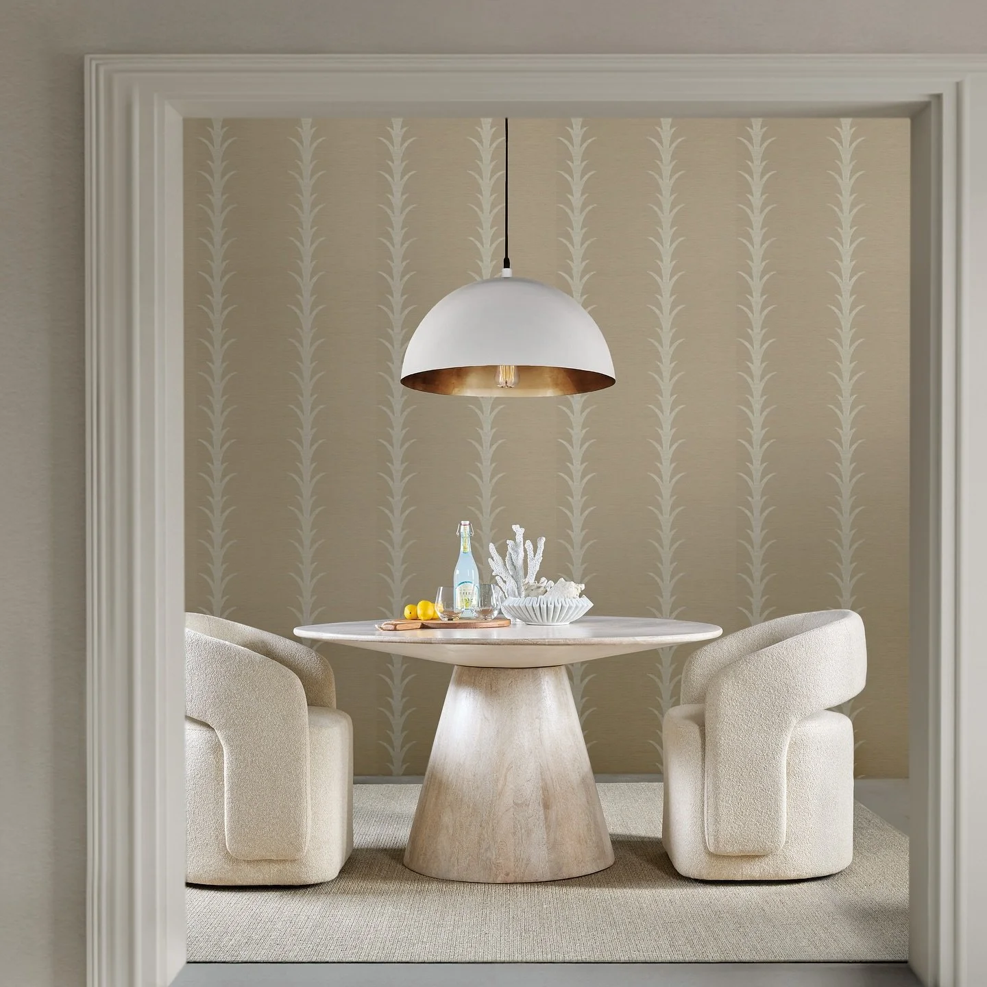 Gather around the Madison Dining Table, paired perfectly with our Open Concept Dining Chairs. With casters for easy movement, these chairs roll effortlessly from mealtime to mingle mode.

#MadisonDiningTable #OpenConceptDiningChairs #HFCustom #Rollin