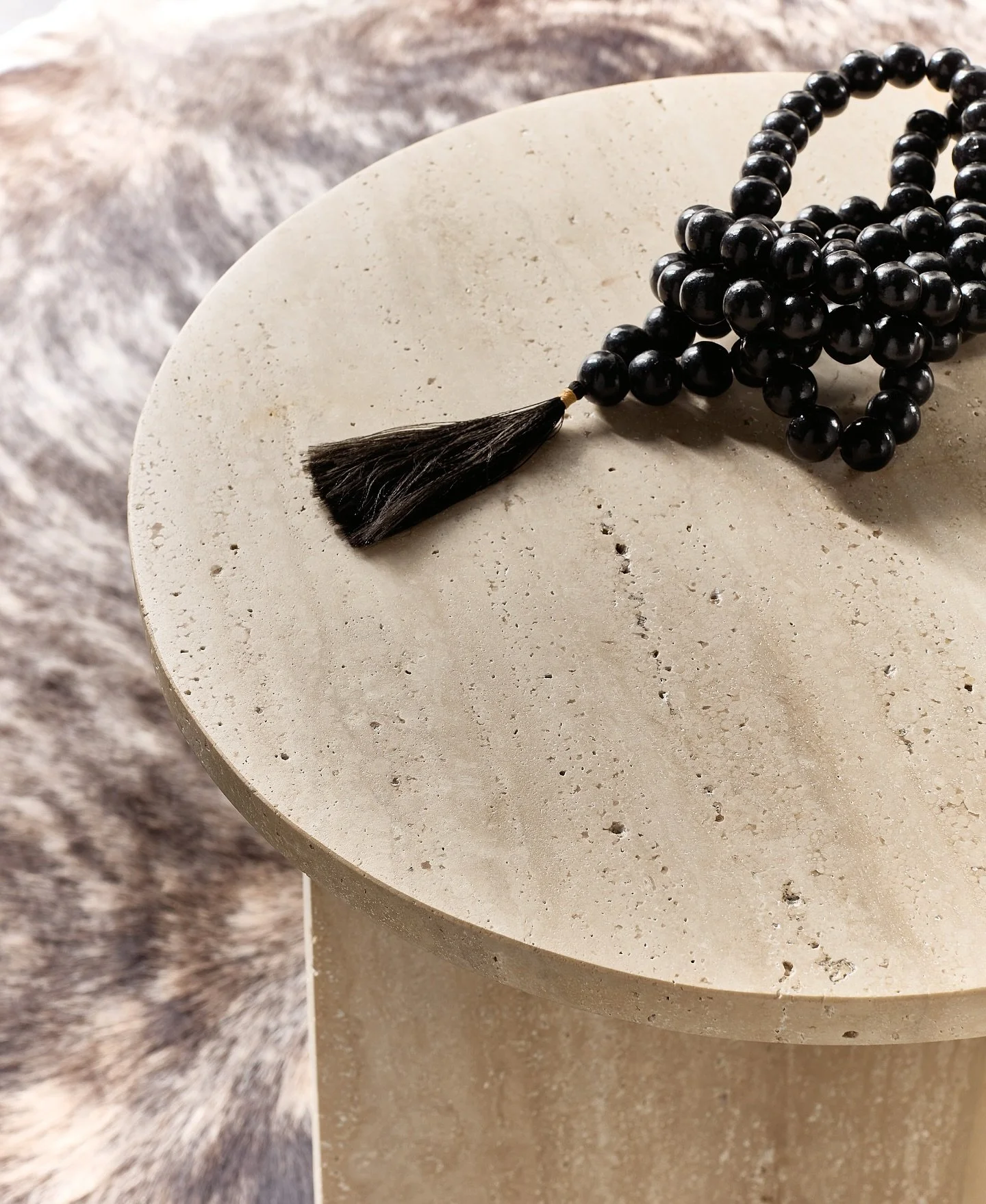 Every curve tells a natural story &mdash; the Cirque End Table, crafted from travertine and rich in organic texture, brings the beauty of stone to the forefront.

#CirqueEndTable #HookerFurniture #NaturalElements #TravertineDesign #OrganicDetails #De