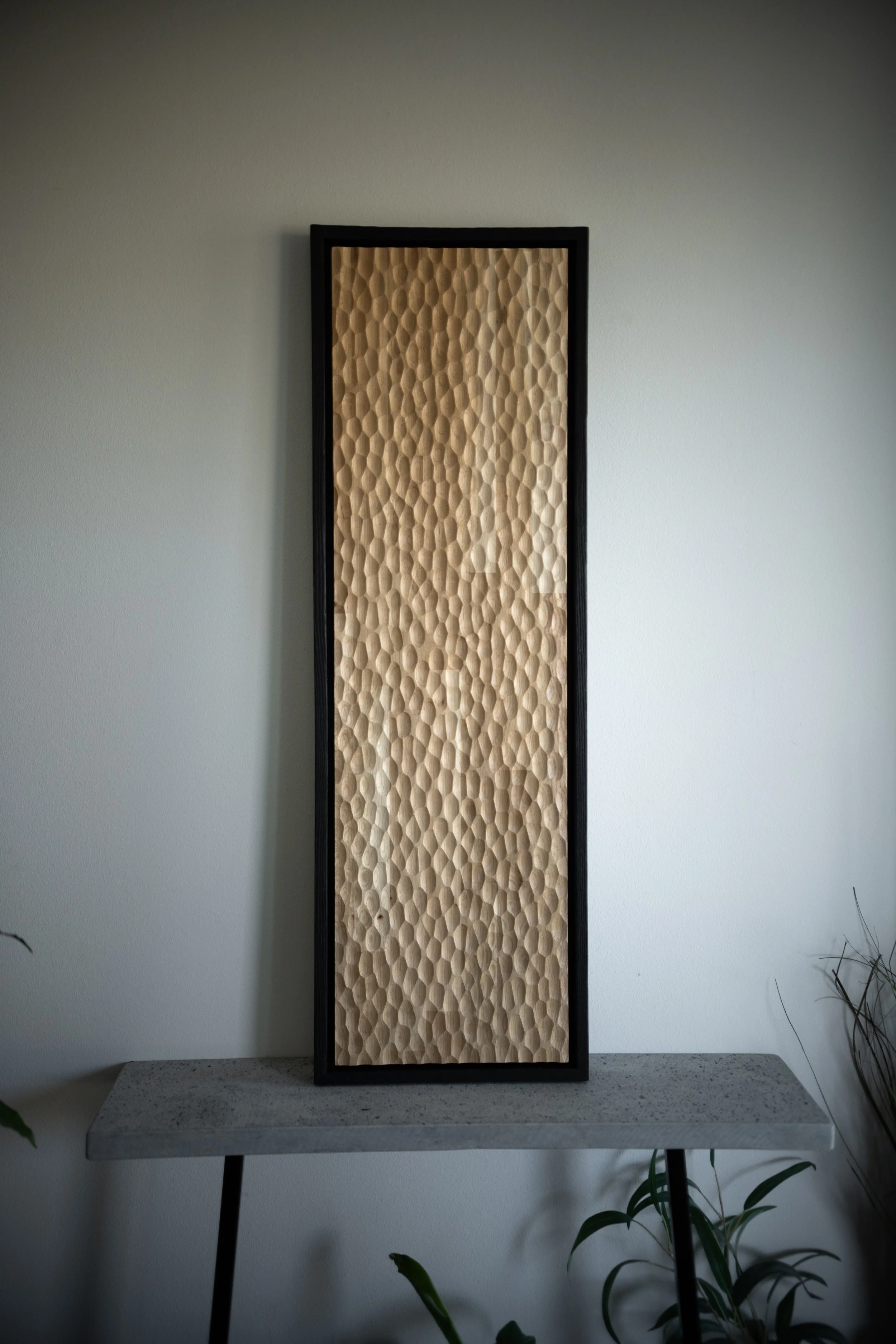 Spiken Snickeri är ett svenskt snickeri i Floda utanför Göteborg som designar trätavlor och heminredning i trä. Vi skapar handgjorda produkter i massivt trä med fokus på modern skandinavisk design.