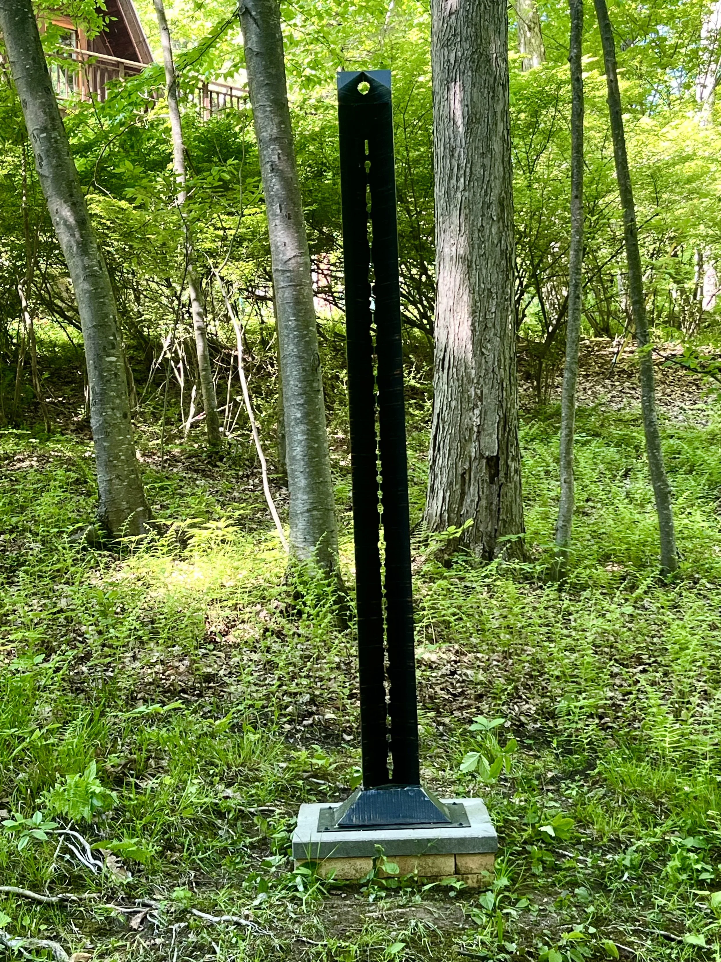 James Gregg Herman, Sentinel I, 2001, painted Poplar wood, base: 10” x 14”, shaft: 92” x 6.5” x 3.5”
