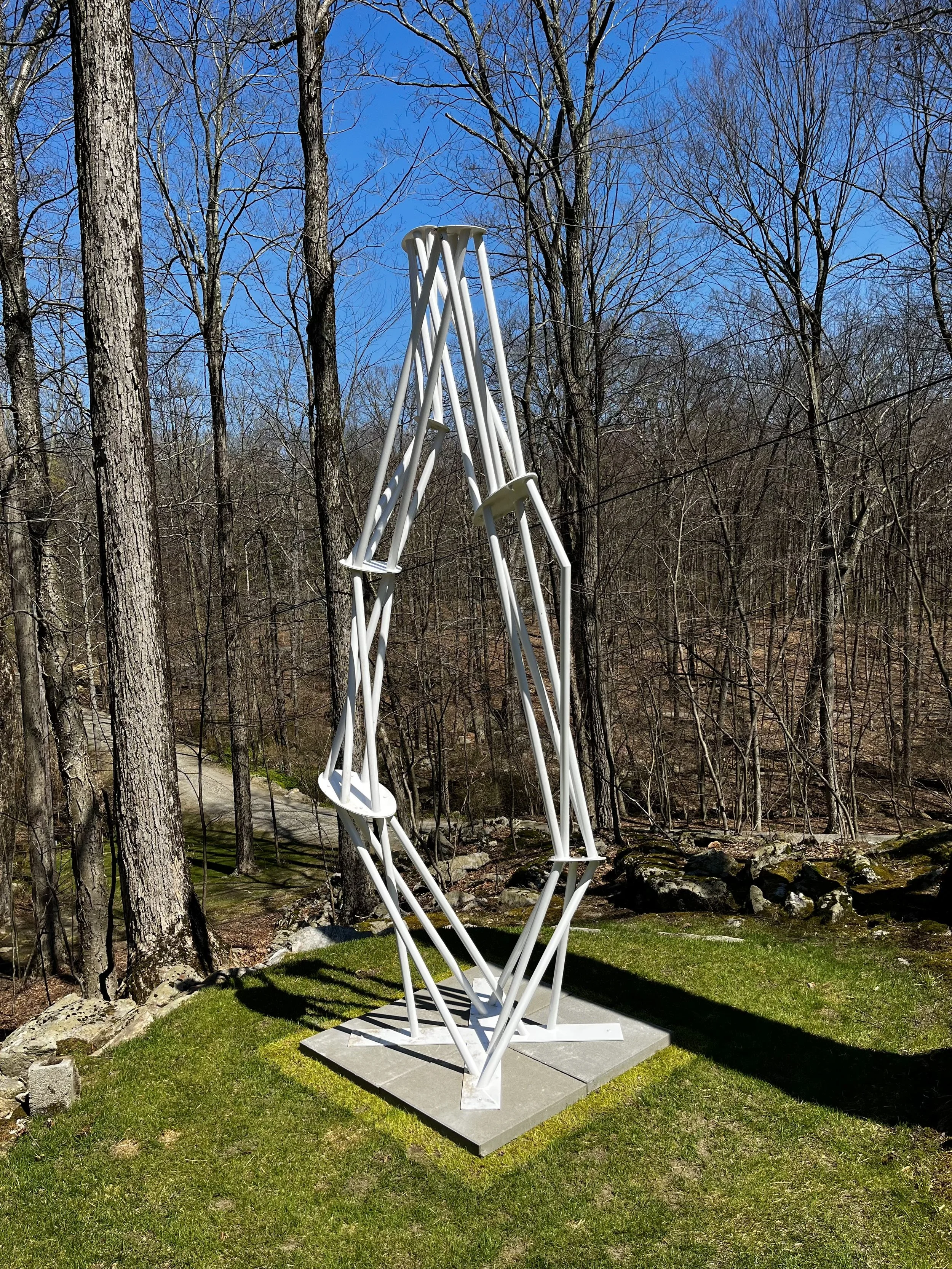 David Provan, Big Fandango, 2016, powder coat steel, 144” x 48” x 48”