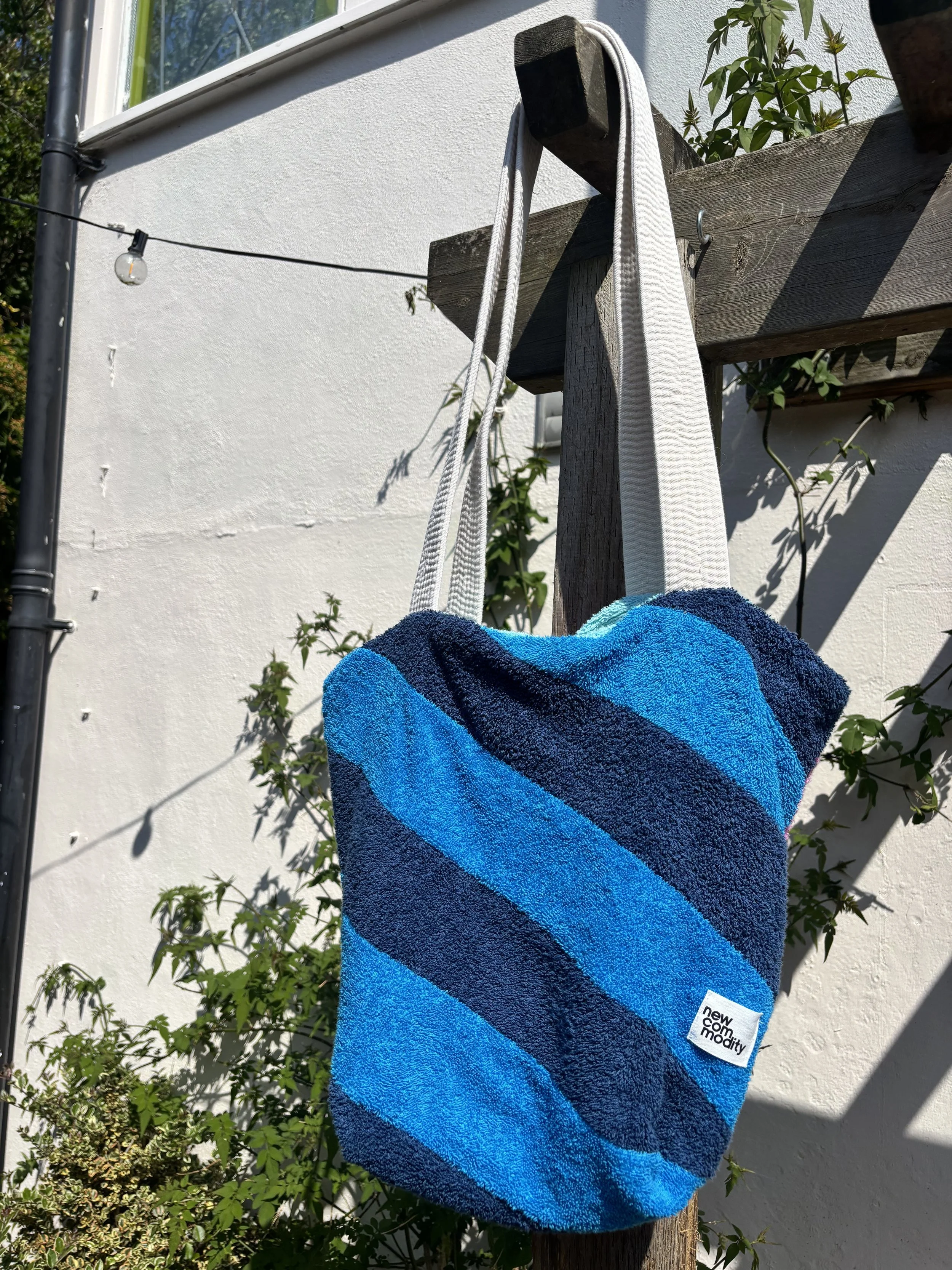 tonal blue and pink bucket bag