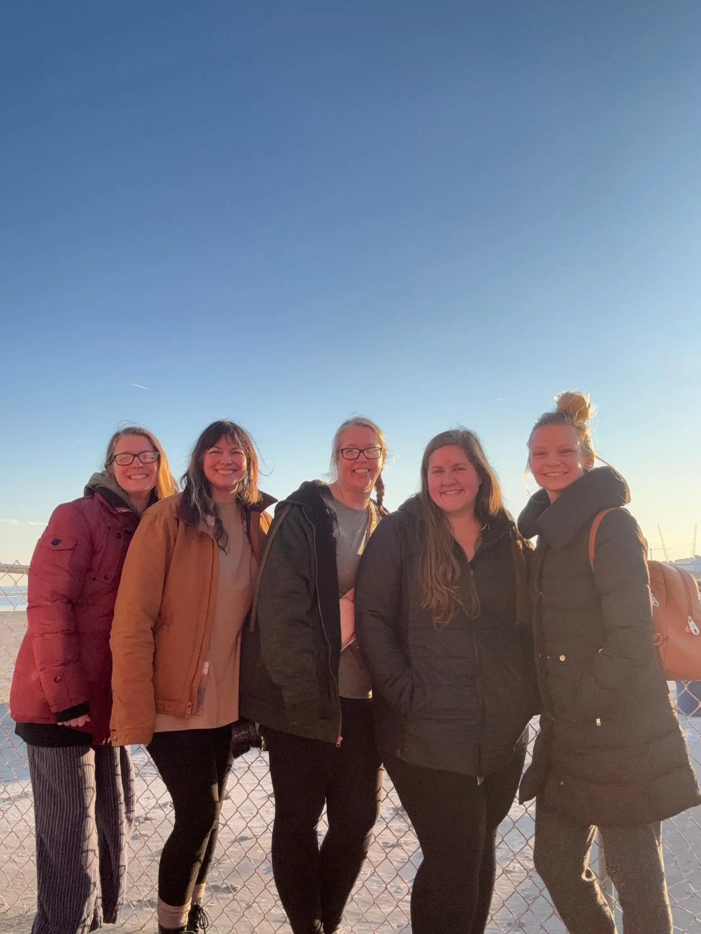 When 43F and sunshine is life-giving 🙌🏼 (pizza helps too :) 

#belatedbdaycelebration #besties