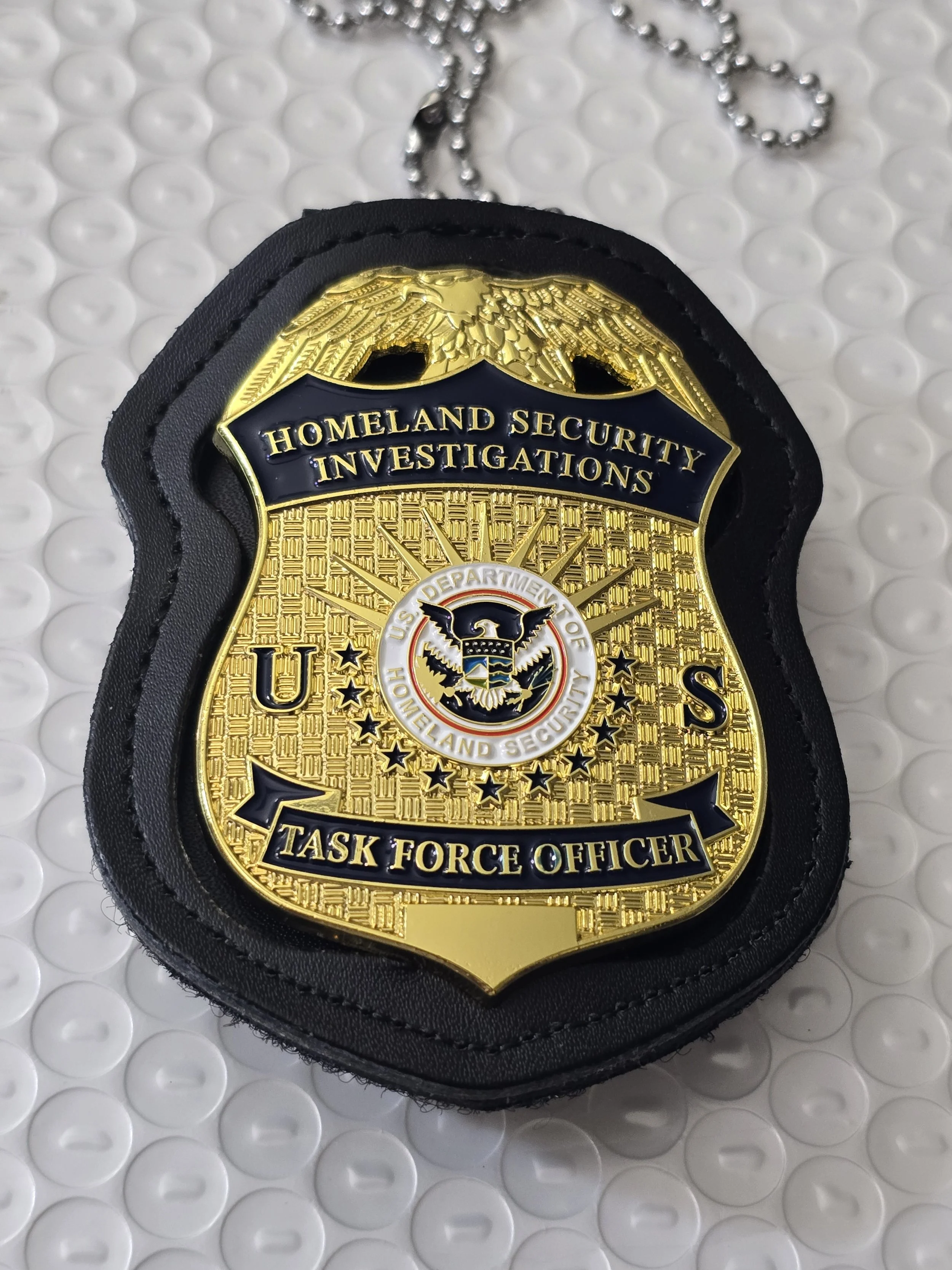 Homeland security badge with holder- Replica Movie Prop