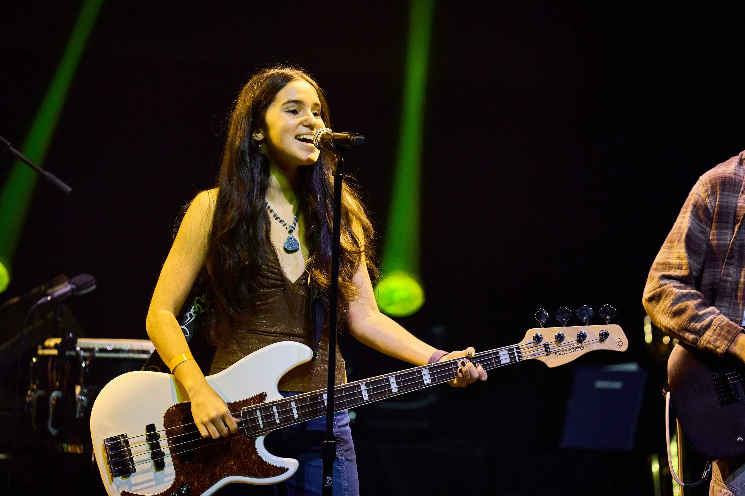 527   Nueva School 12-7-2025  RobertEvans.com.jpg