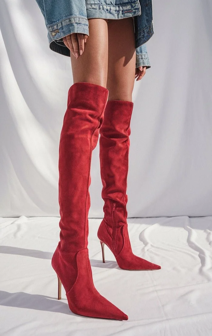 red_Wkn7QsxbTPiFZ2TlZRMoWQ_tkRTl6a3S1K2if8JBpZ9wA.jpg