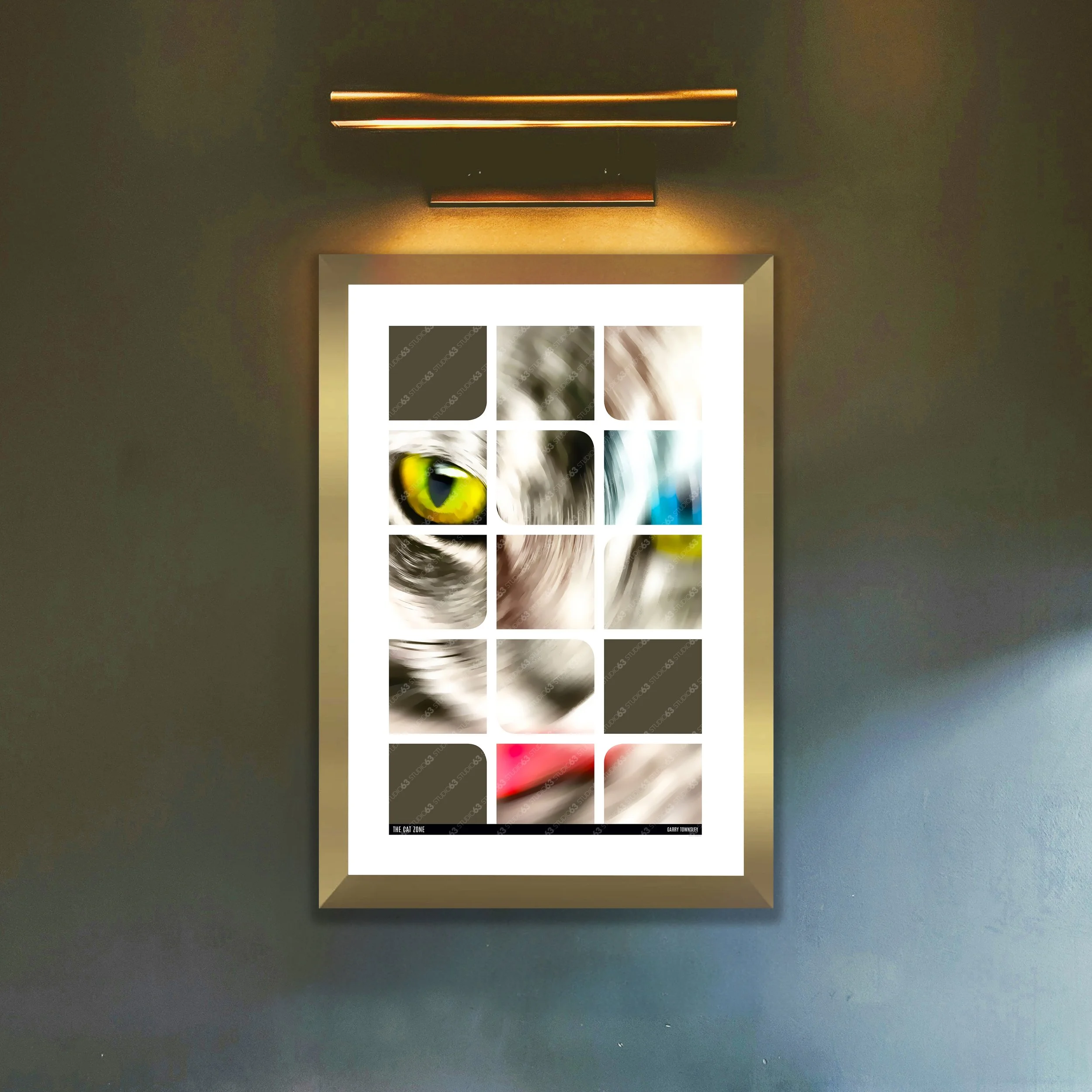 CatZone_Gold_Frame_Lamp_Mckup.jpg