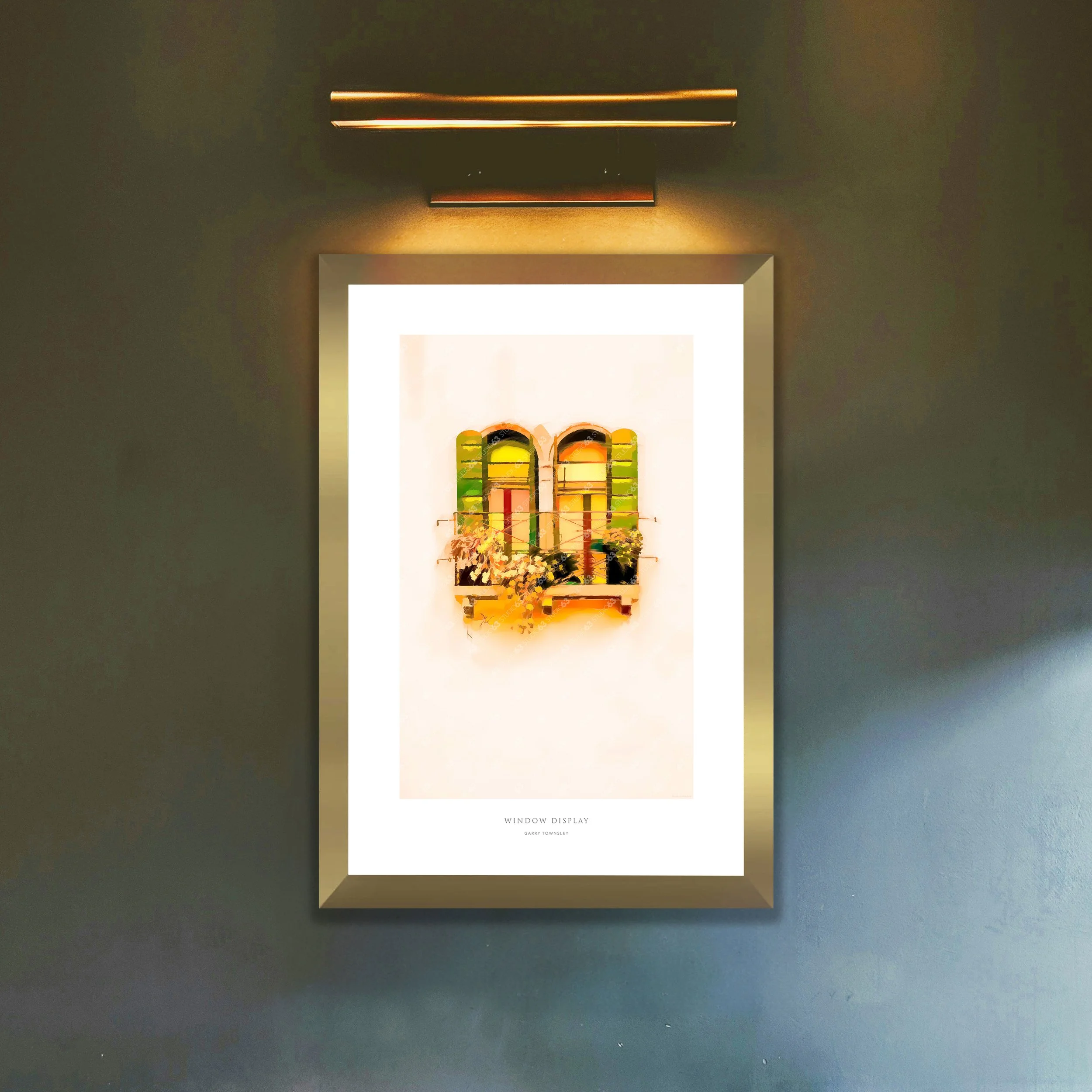 WindowDisplay_Gold_Frame_Lamp_Mckup.jpg