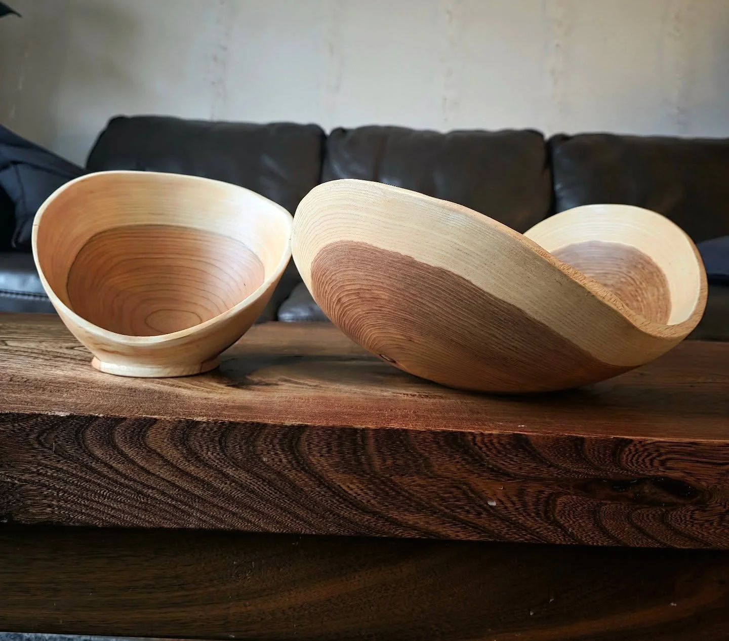 Small one is cherry, big one (ash) is 15x10. Both are about 6 inches high.
.
.
.
.
.
.
.
.
#wood #madeinvt #handmade #craft #woodturner