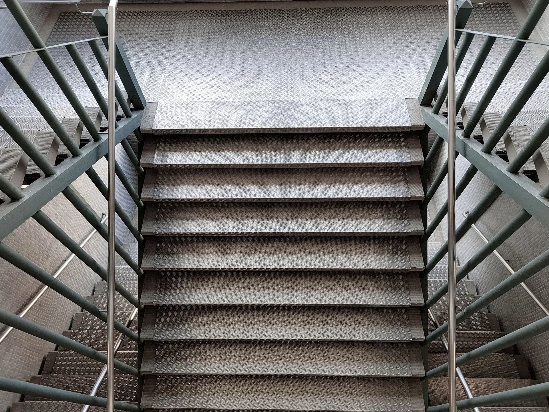Custom Metal Stair Pans: A Complete Project Guide