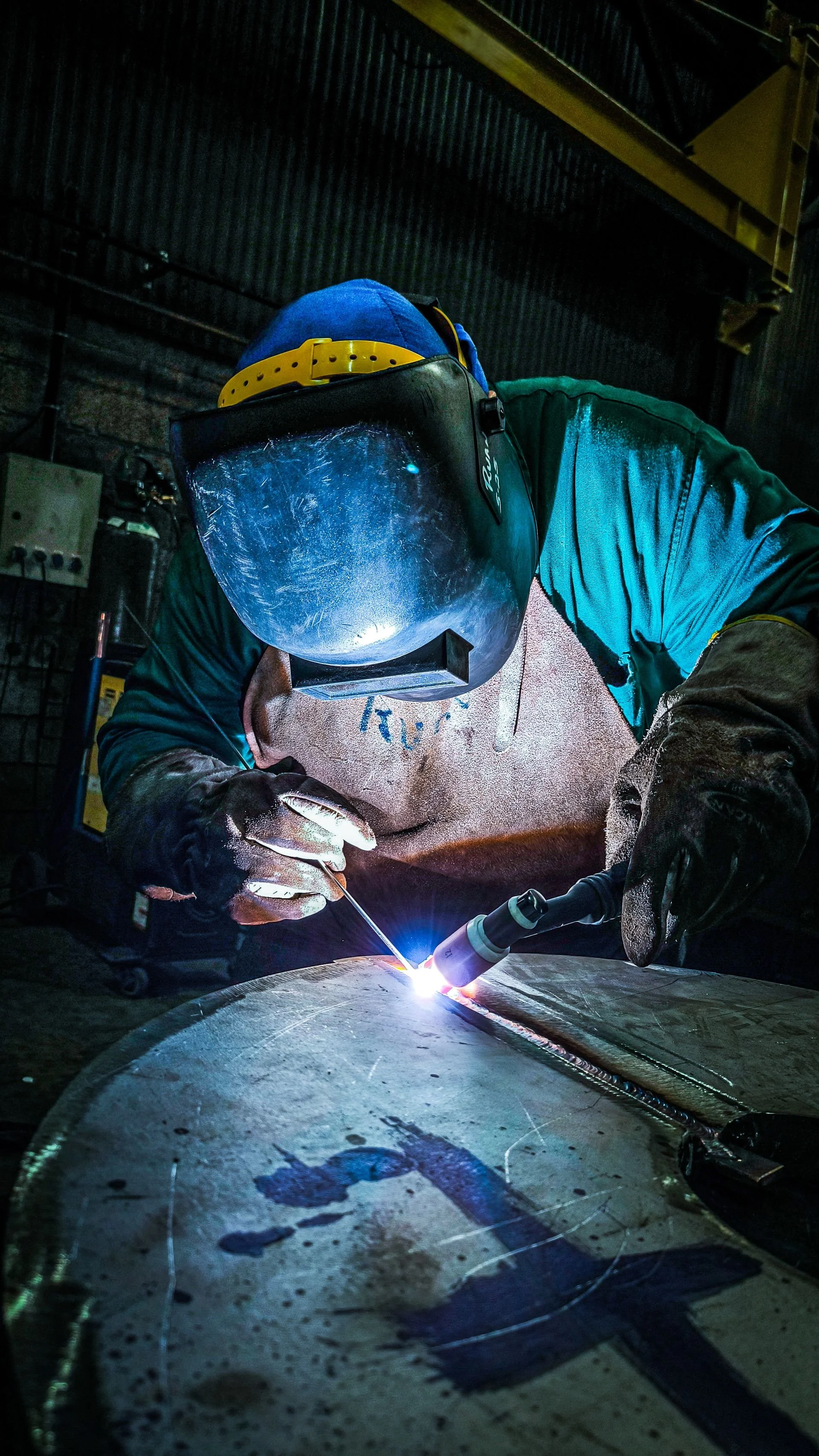 Welding Stainless Steel to Carbon Steel: The Complete 2026 Guide