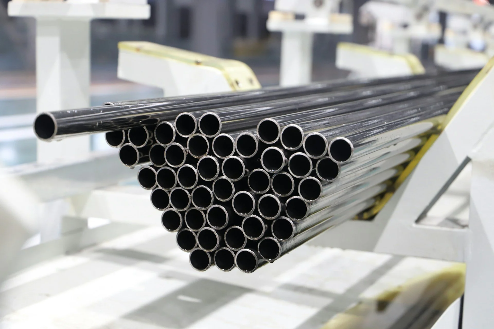 carbon steel pipe cutting