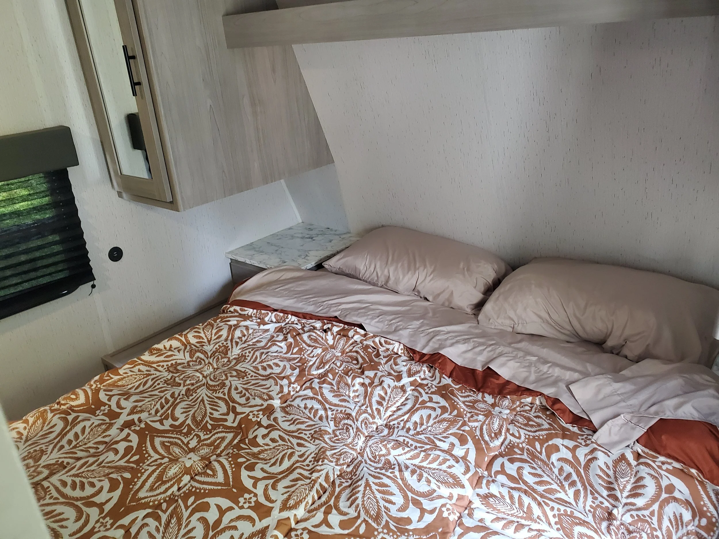 Bed photo.jpg