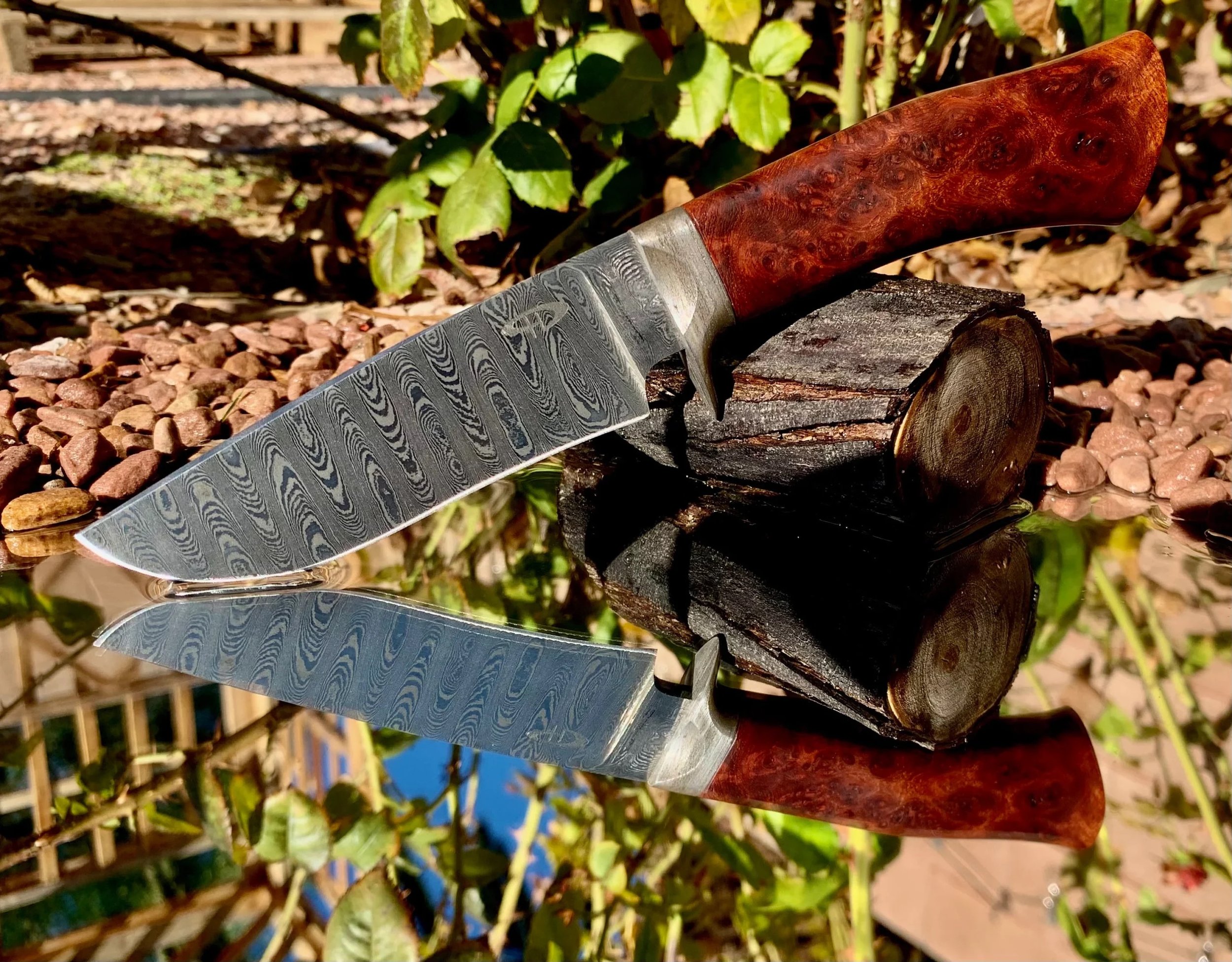 Hand-Forged-Ladder-Pattern-Damascus-Hunting-Utility-Knife-P.-Harp-Designs-1-scaled.jpeg