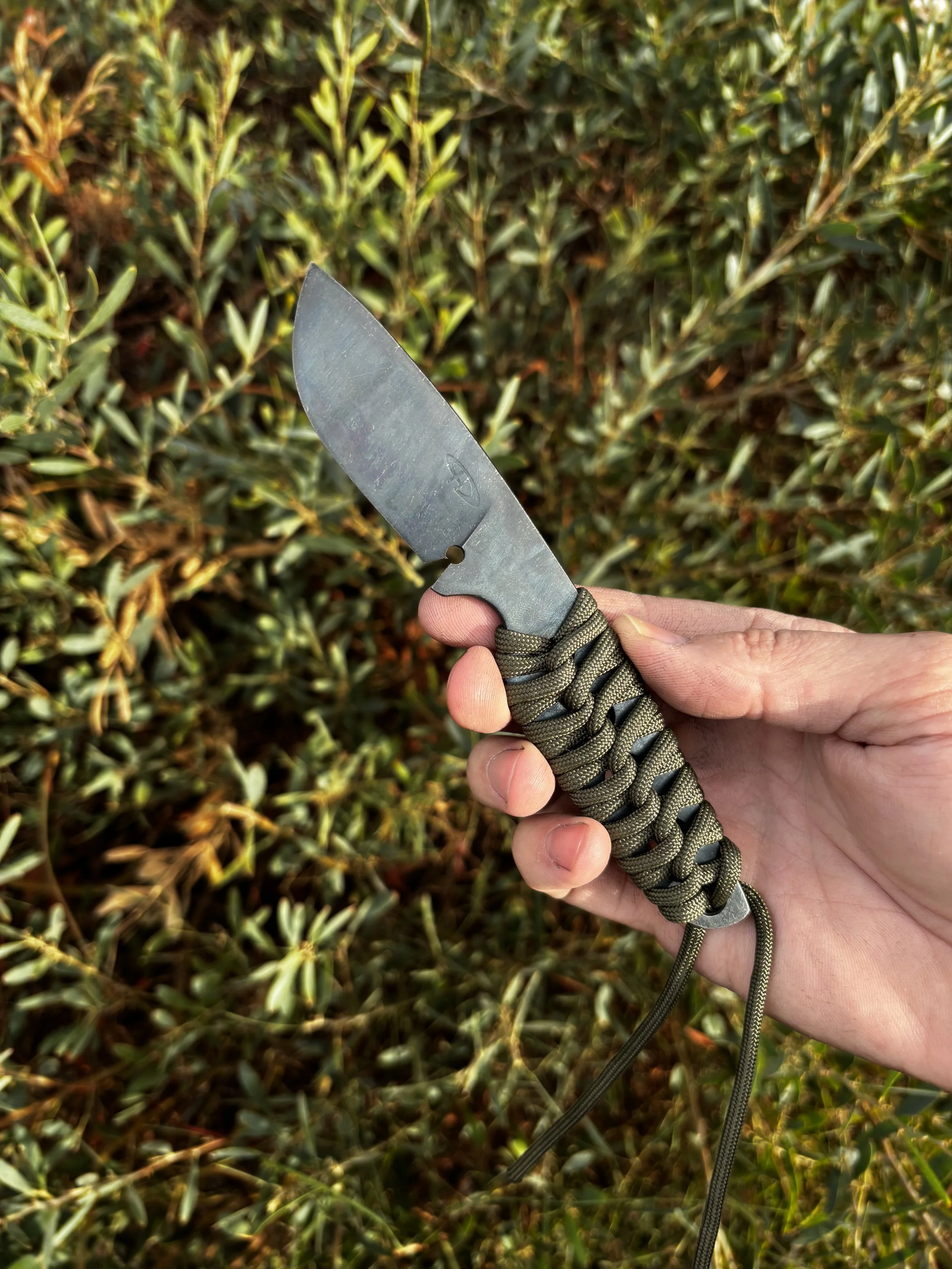 Scalpel with Green Paracord-1.jpeg