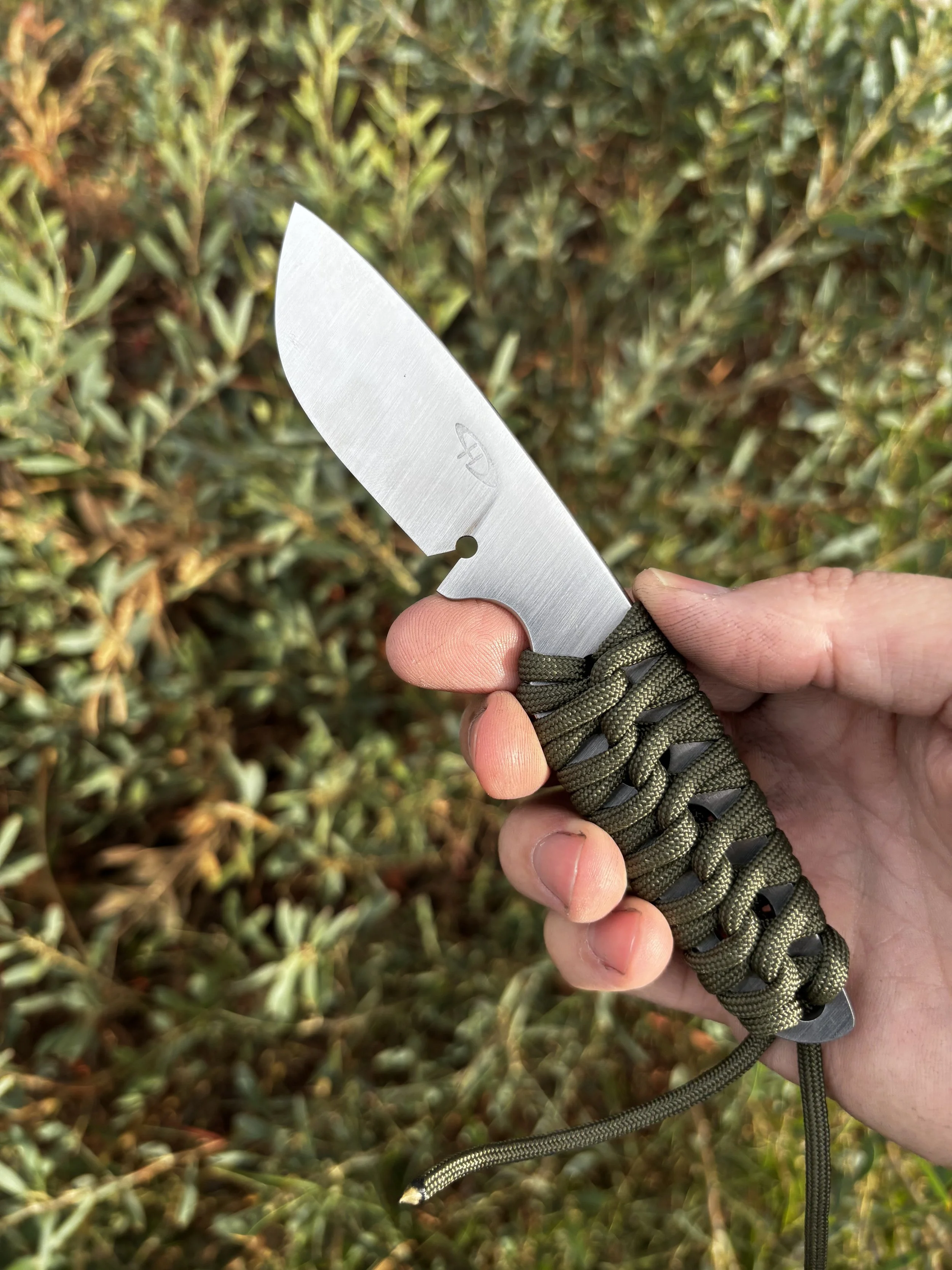 Scalpel V2 with Green Paracord.jpeg