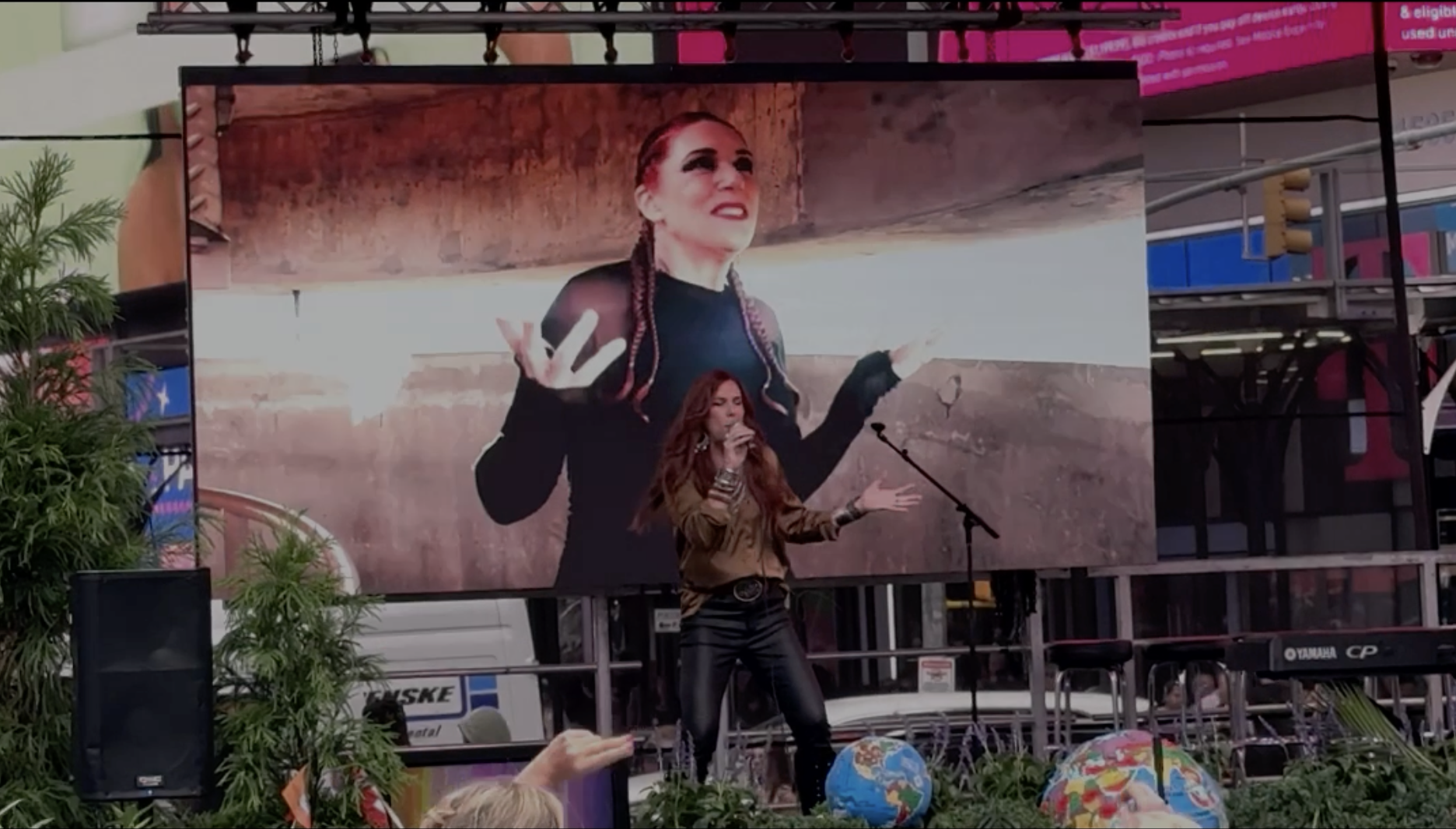 TIMES SQUARE LIVE 4.png