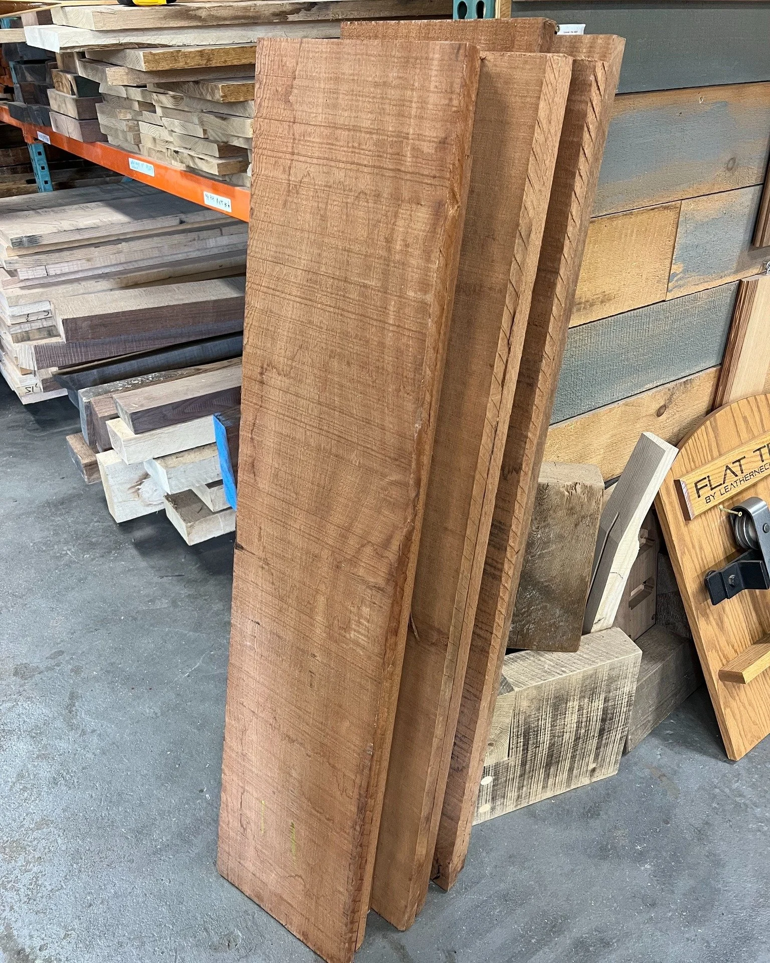 Limited Time Offer: 4/4 Quarter Sawn Sapele Shorts, $5.95/Board Foot while supplies last!

 #sapele #reclaimedwood #woodworker #woodcraft #woodworking #wood