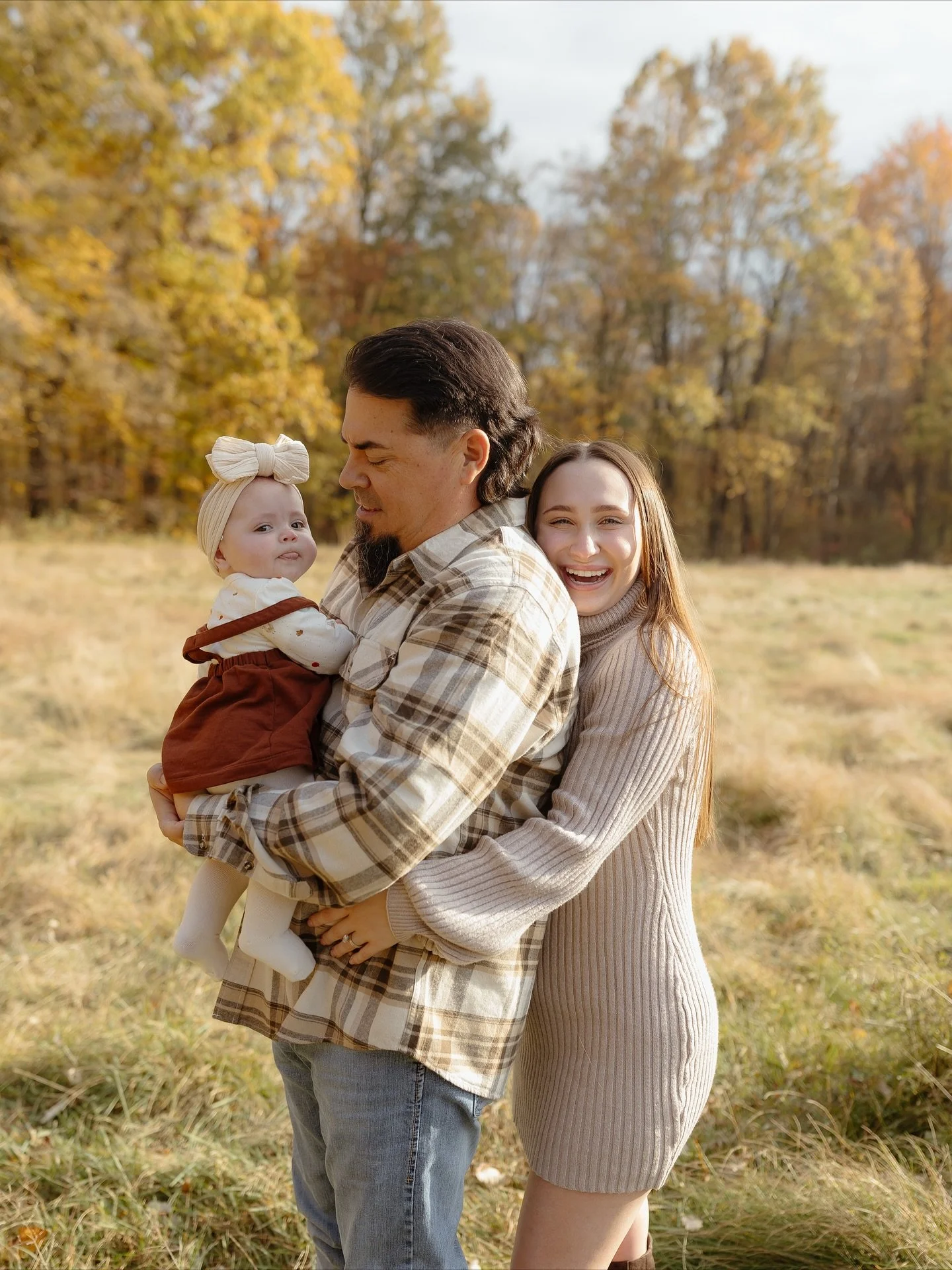 fall fam pics 🍁 love this sweet fam!!