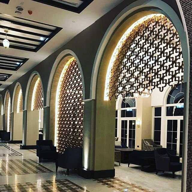 The St. Regis Dubai, Al Habtoor Polo Resort & Club