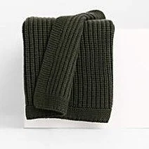  Wool Blend 70''x55"" Fisherman Knit Throw