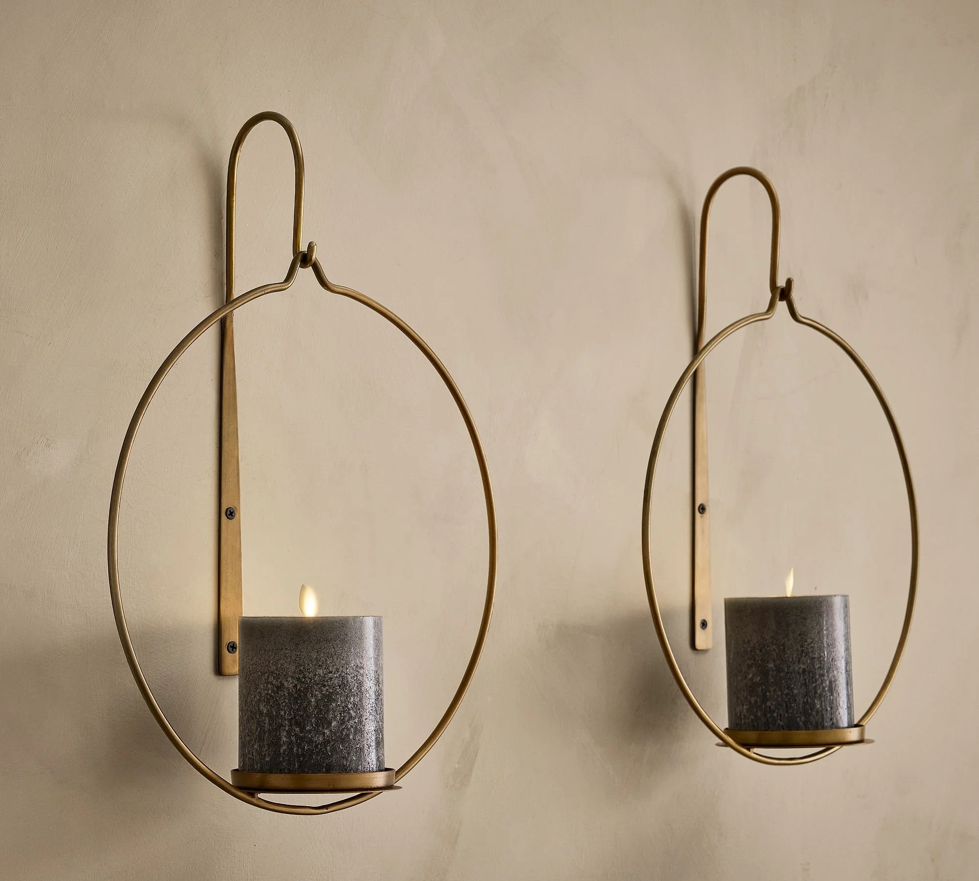 Alma Modern Candle Holder