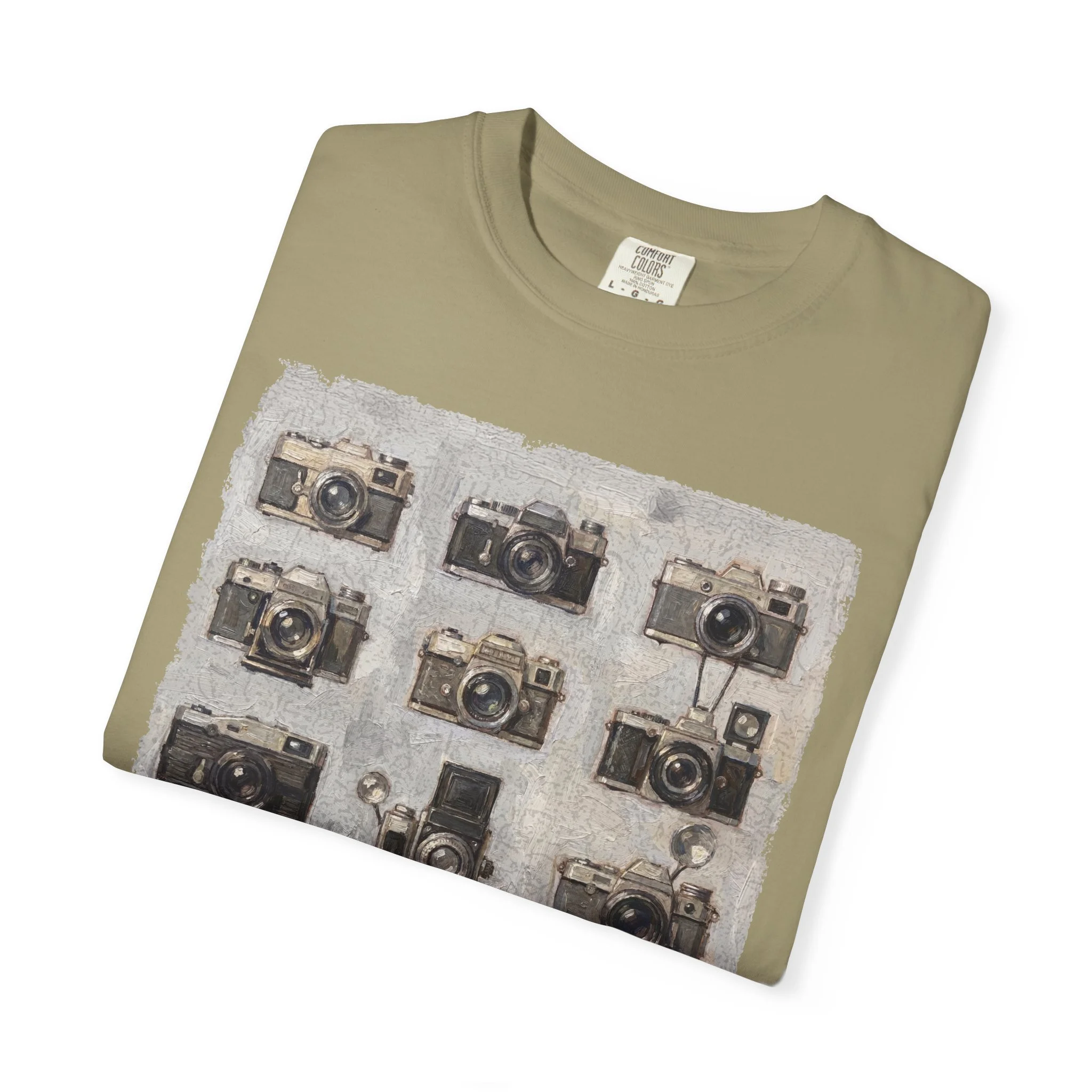 vintage camera graphic tee gift for artist or photographer