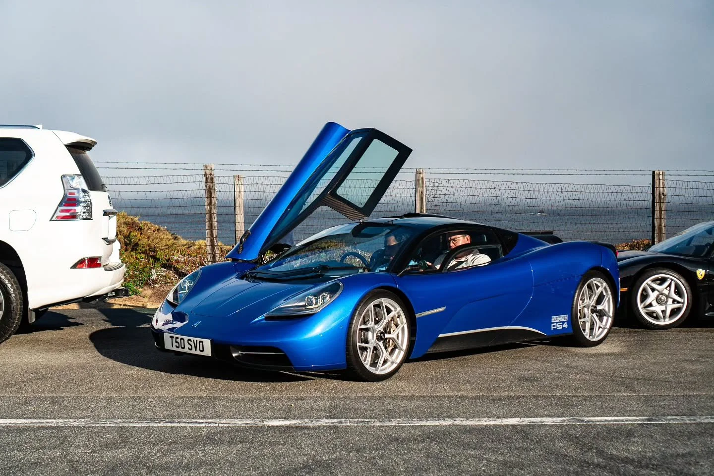 The GMA t.50 is a refreshing return to form for a modern-day Hypercar. Penned by Gordon Murray, former lead designer for Brabham's and McLaren's Formula One teams, and the mind behind the McLaren F1, the t.50 is effectively that car's modern day succ