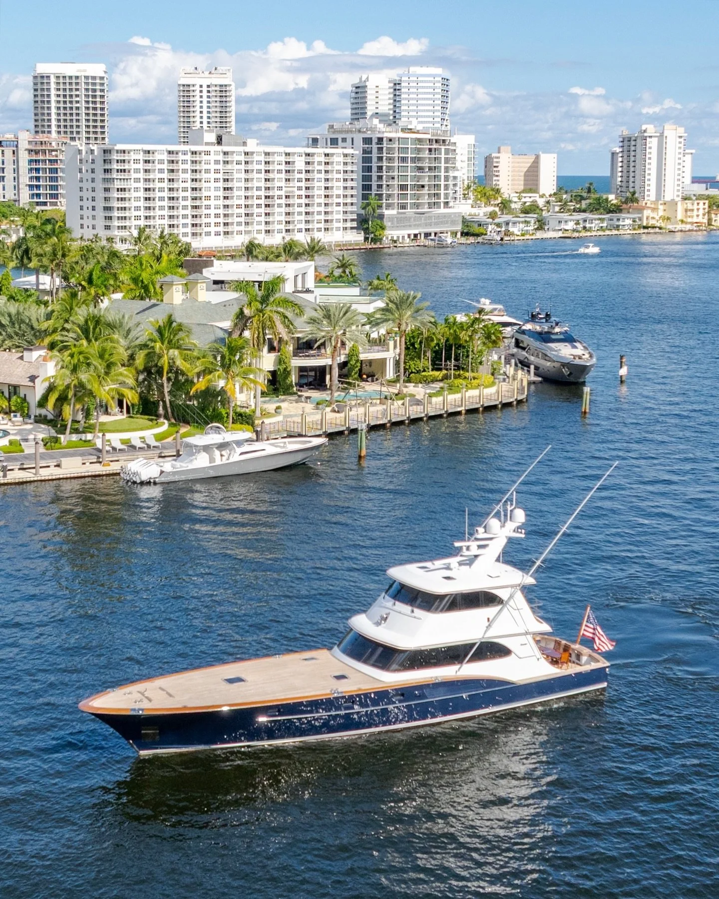 CATCH a vibe on this one&hellip;. What a beauty. 👀☑️

Featured:
CATCH 87&rsquo; (26.52m) @feadship 1984 / 2023
@worthavenueyachts @worthyachting 

&ldquo;&hellip;The Iconic luxury sportfish on Display at FLIBS. A standout yacht known for her craftsm