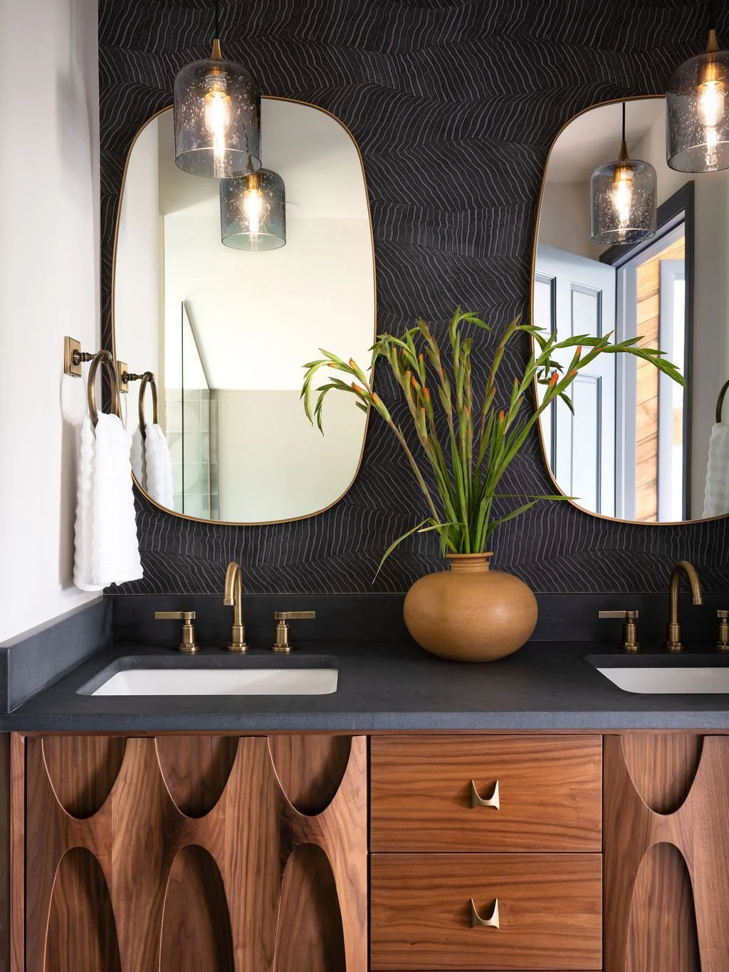 Westview_Upstairs-Bathroom-Vanity-Detail-Lights-On.jpg