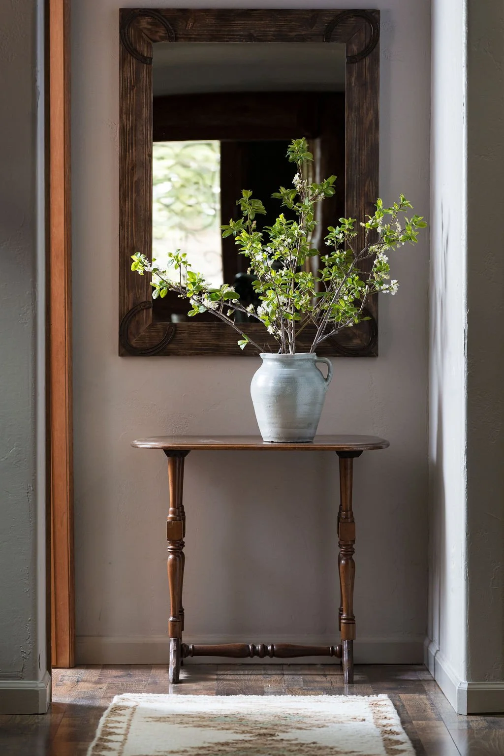 Z.Tay-CR534-Hall-Detail.jpg