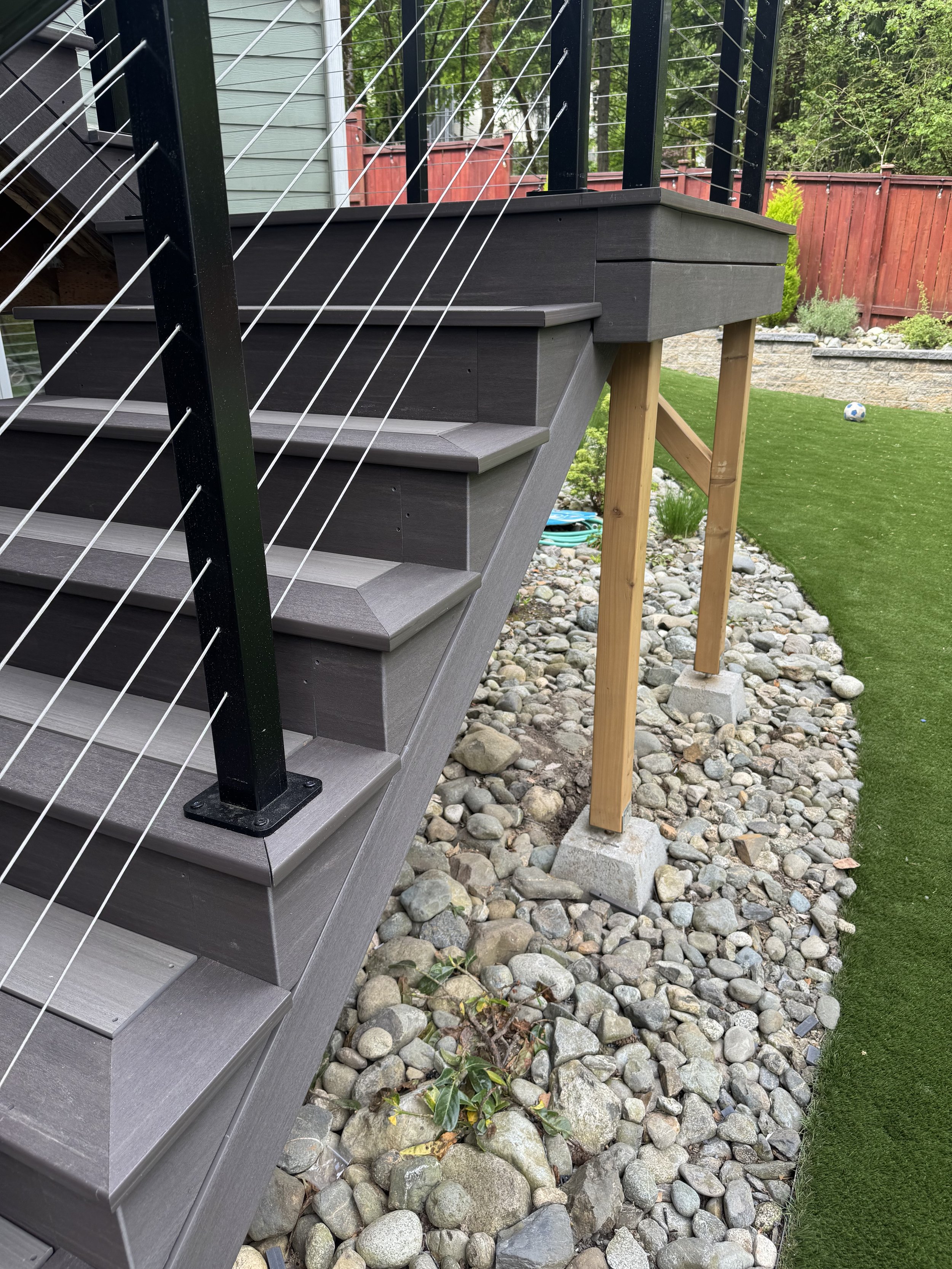 Why Endura Decking Co. Recommends Azek & Timbertech for decks in the pacific northwest