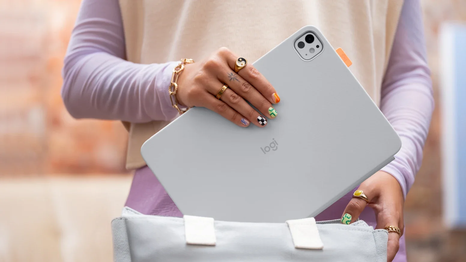 Flip Folio Wins iF Award