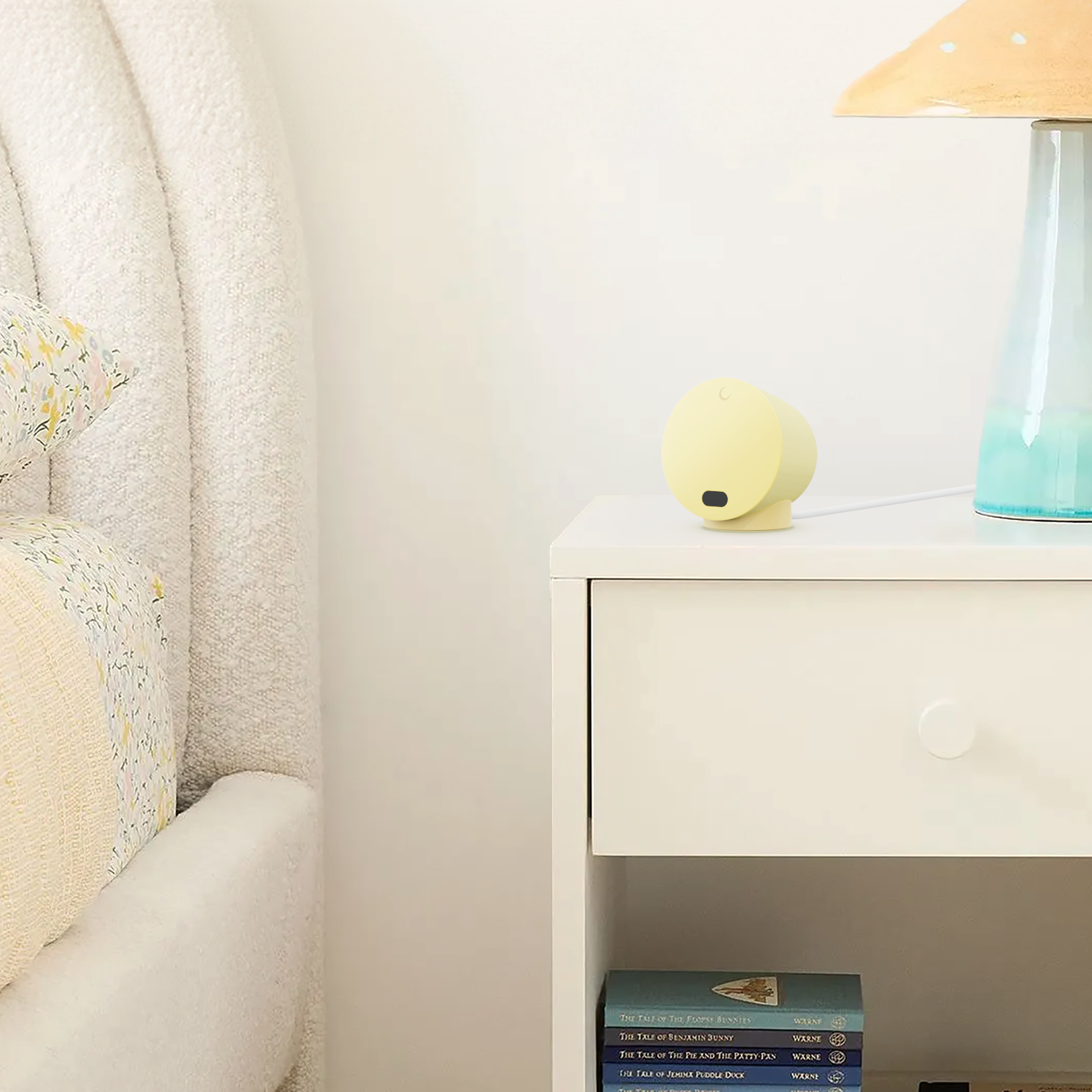 Bedside sleep monitor for children