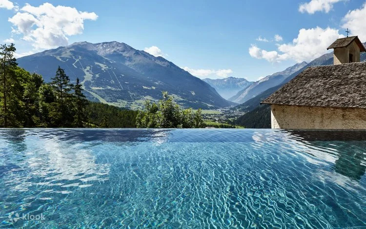 Hike and thermal baths Bormio
