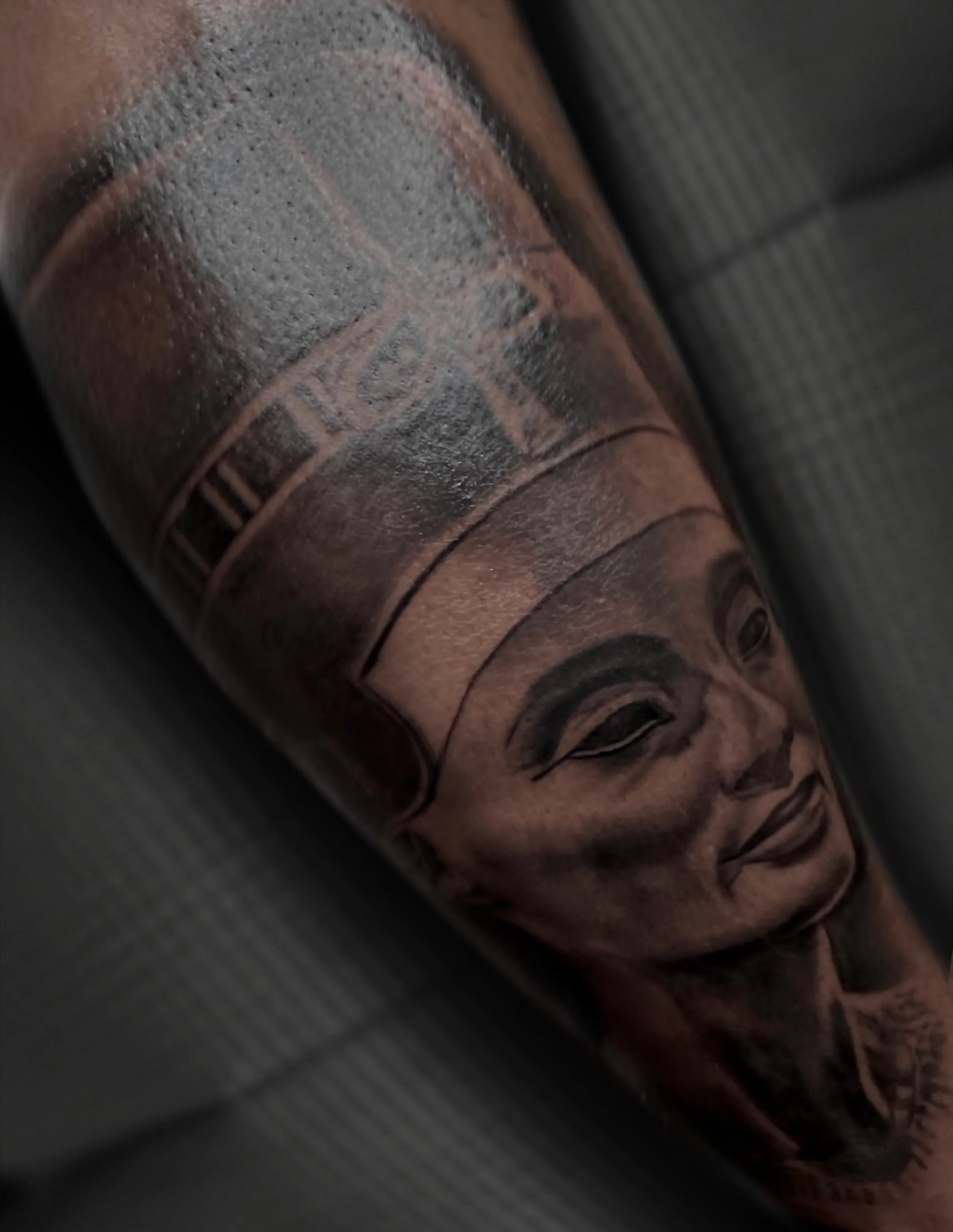 Throwback Thursday. This Nefertiti piece I did a few years ago. It always feels good to look back and critique my work. Thanks for looking.