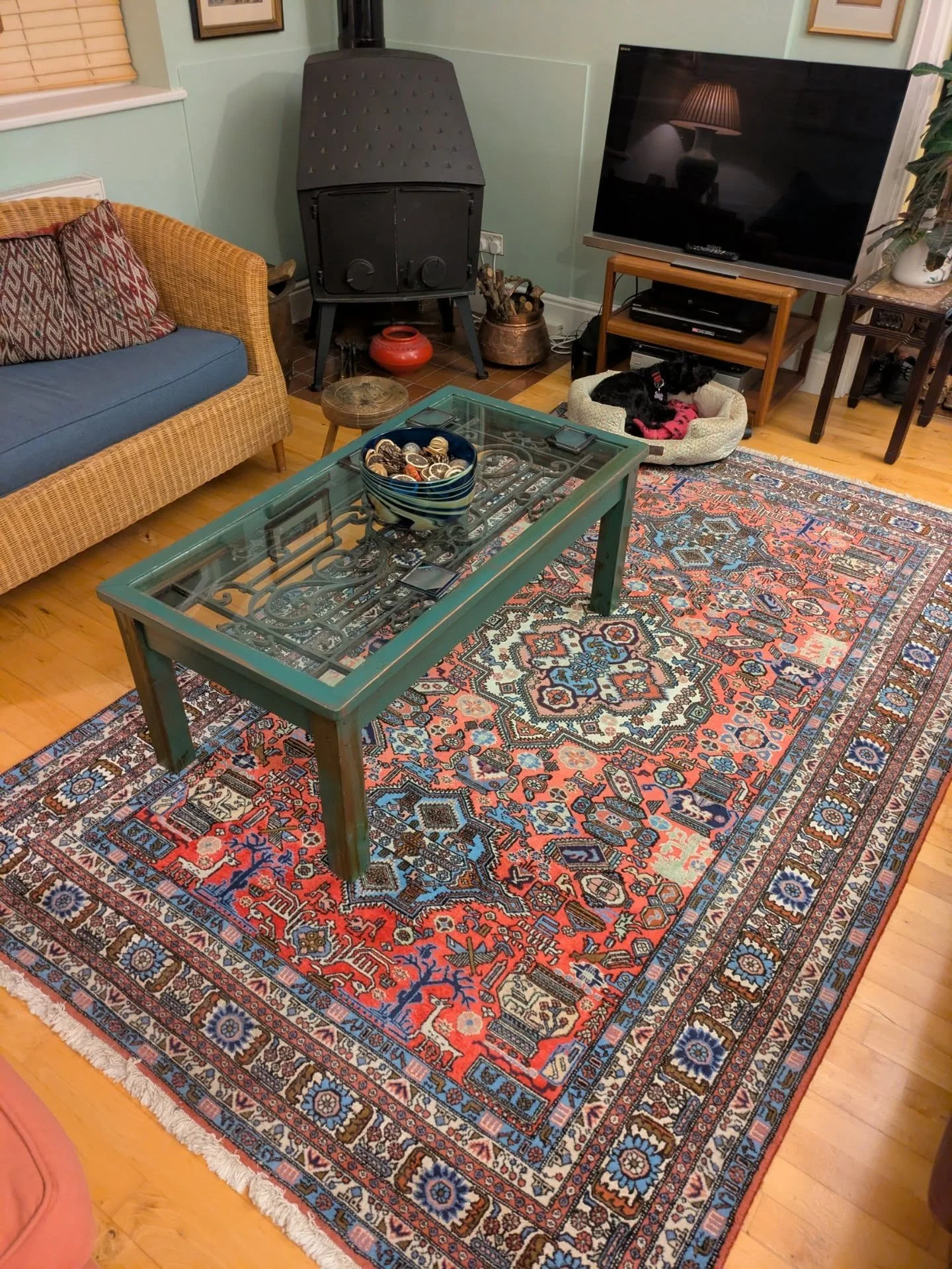 🛑Both Sold🛑

Thank you for choosing us 🙏 

A Fine Caucasian Rug &amp;
A Fine Persian Ardebil Rug 

They both landed on their new cosy home.
.
.
.
.
.
.
.
.
.
.
.
.
.
.
.
.
.
.
.
.
.
#crownrugs #finepersianrug #caucasionrug #homedecor #interior
