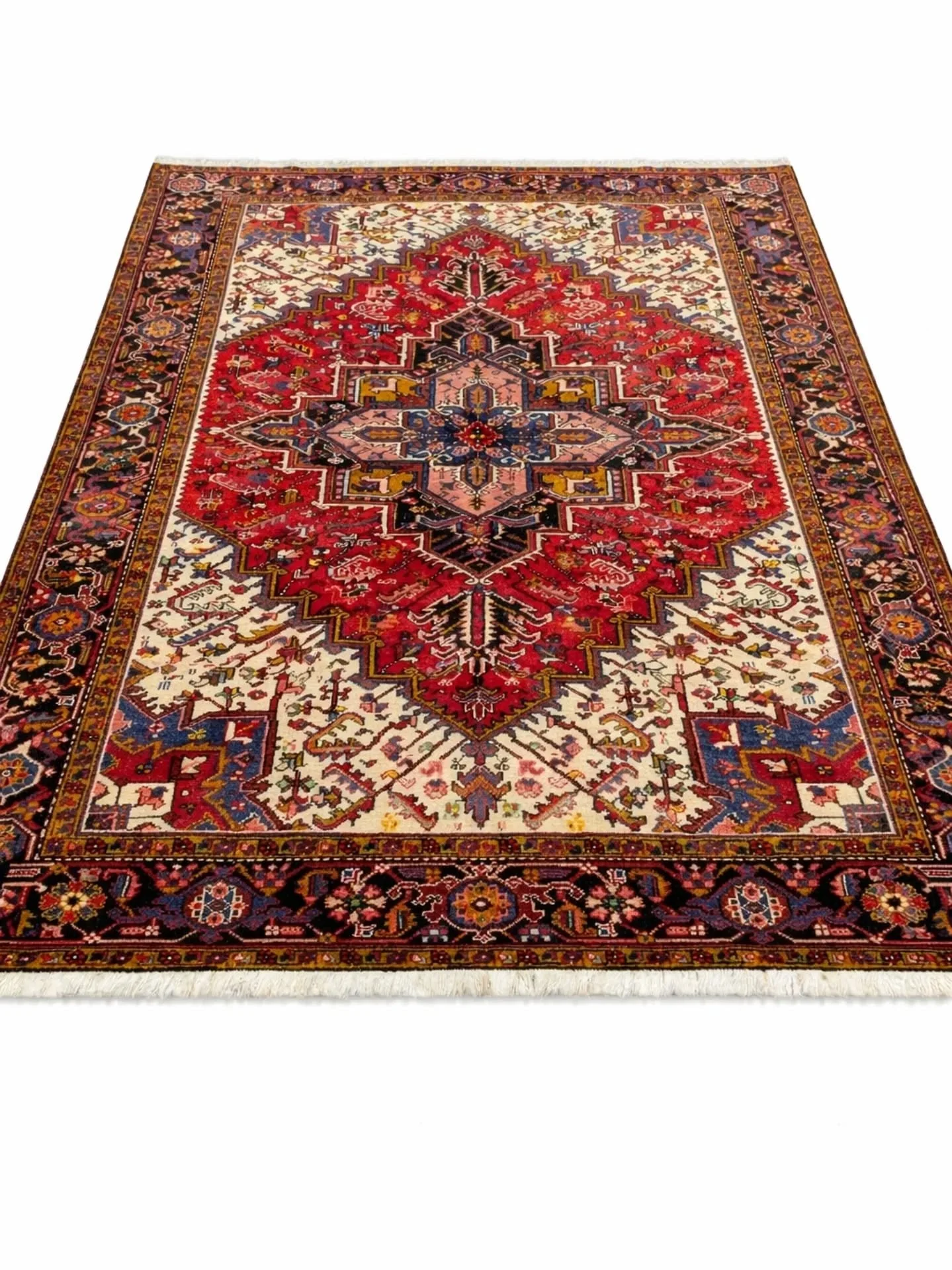 🛑SOLD🛑

Thank you for choosing us 🙏 

A fine Handmade Persian Heriz Rug just landed on its forever home 🏡 
.
.
.
.
.
.
.
.
.
.
.
.
.
.
#crownrugs #antiqueherizrug #herizrug #Persianrugs #fineart