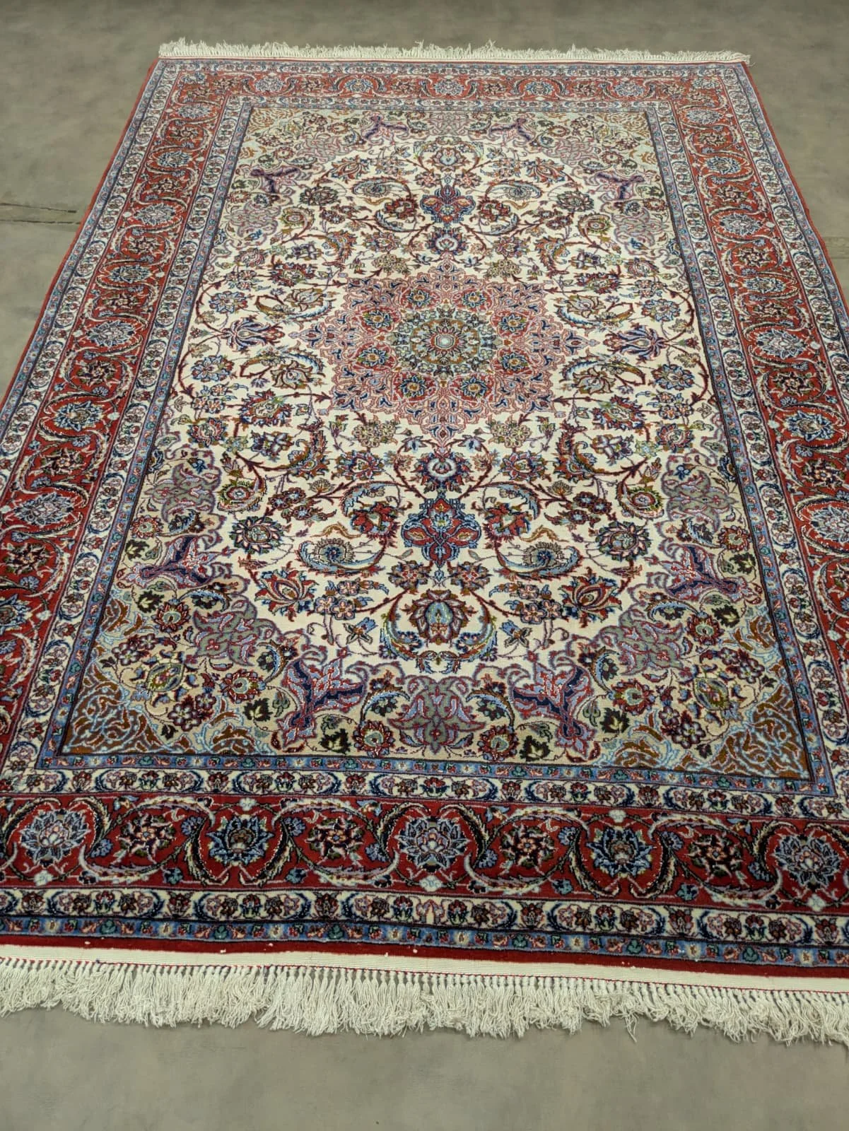 PHOTO-2026-04-24-19-23-24 7.jpg