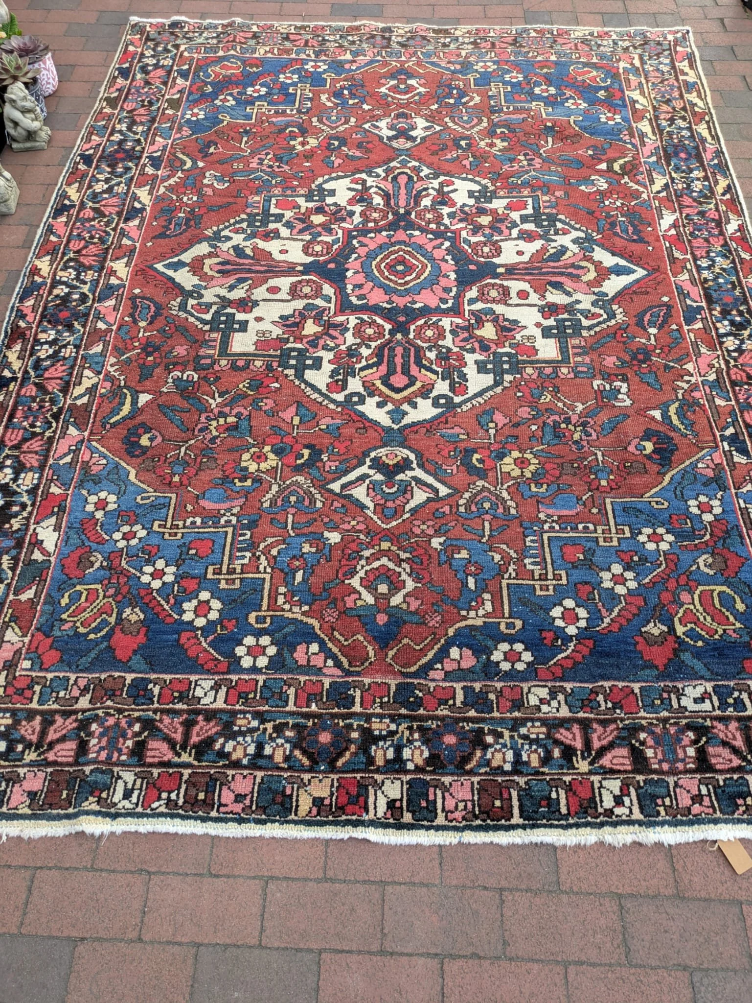 PHOTO-2026-04-16-23-57-49 3.jpg