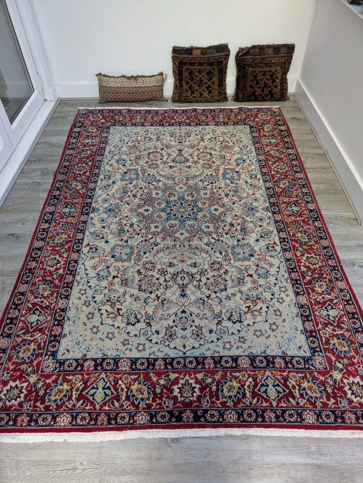 PHOTO-2026-04-16-23-57-38 2.jpg