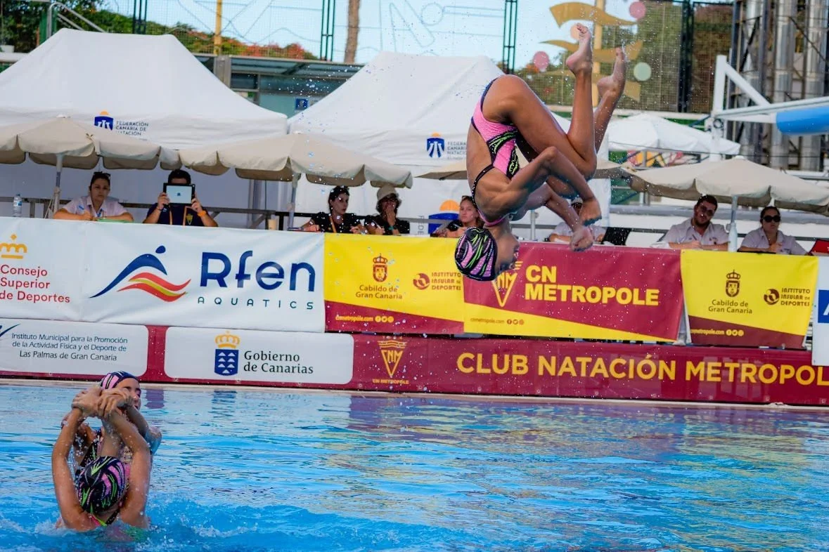 sincro-stadio-alicante-acrobacia-campeonato-espana-infantil.jpg