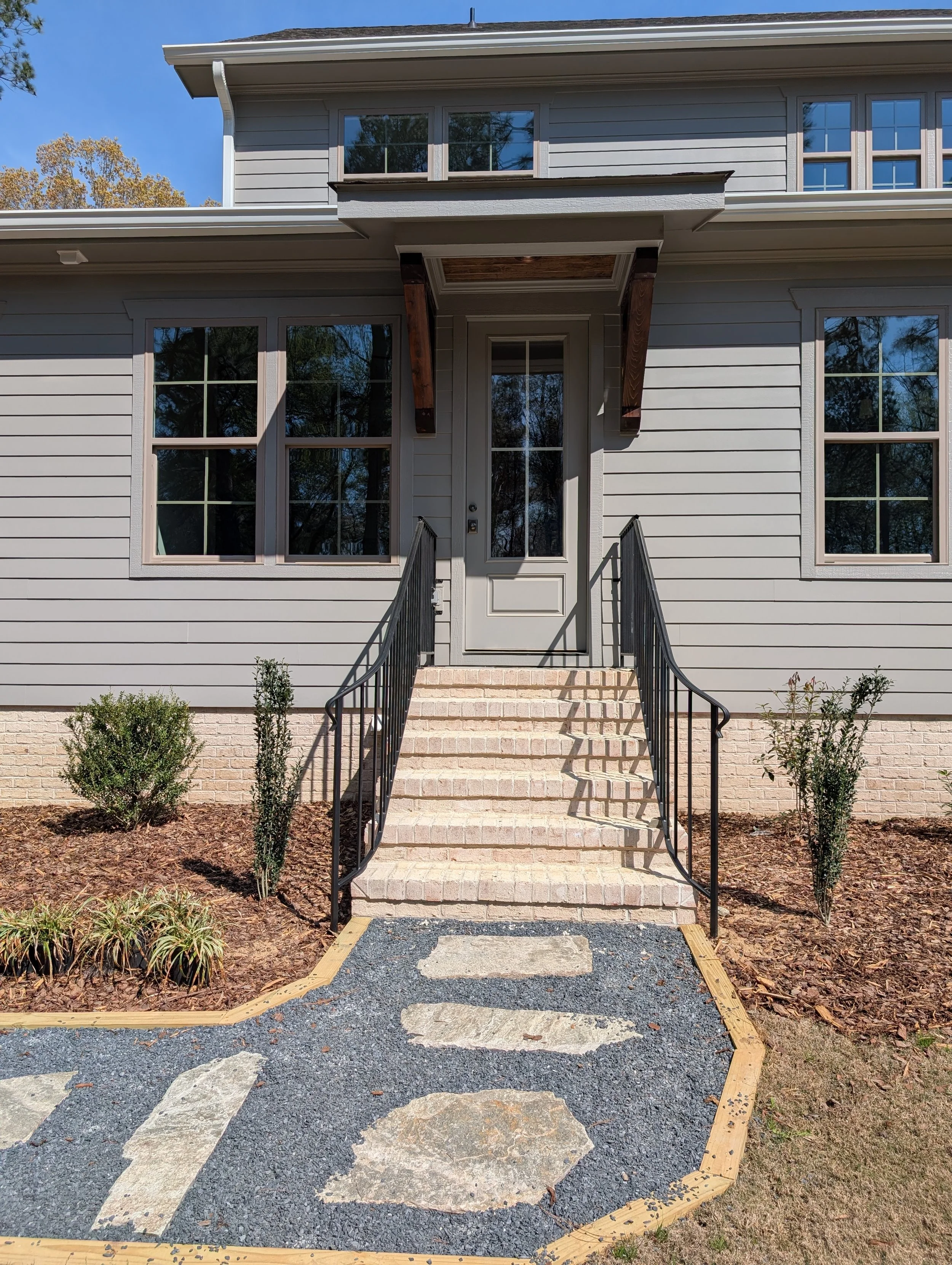 In Law Suite Private Entrance.jpg