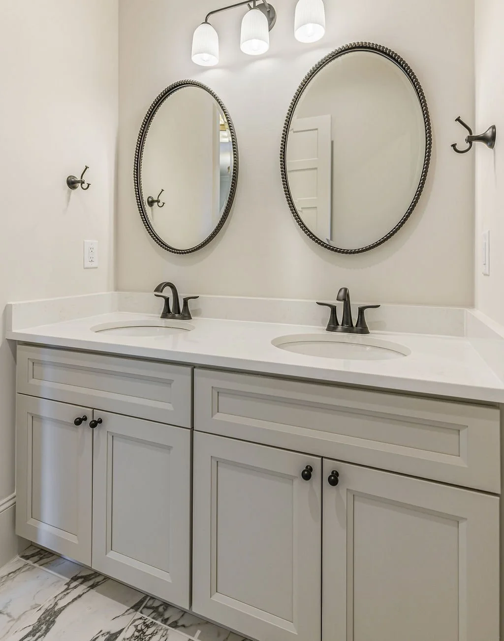300SloanCt.-Druther-9030.jpg