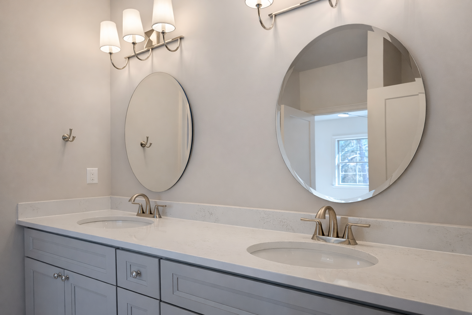 Upstairs Bathroom2 Double Sinks.png